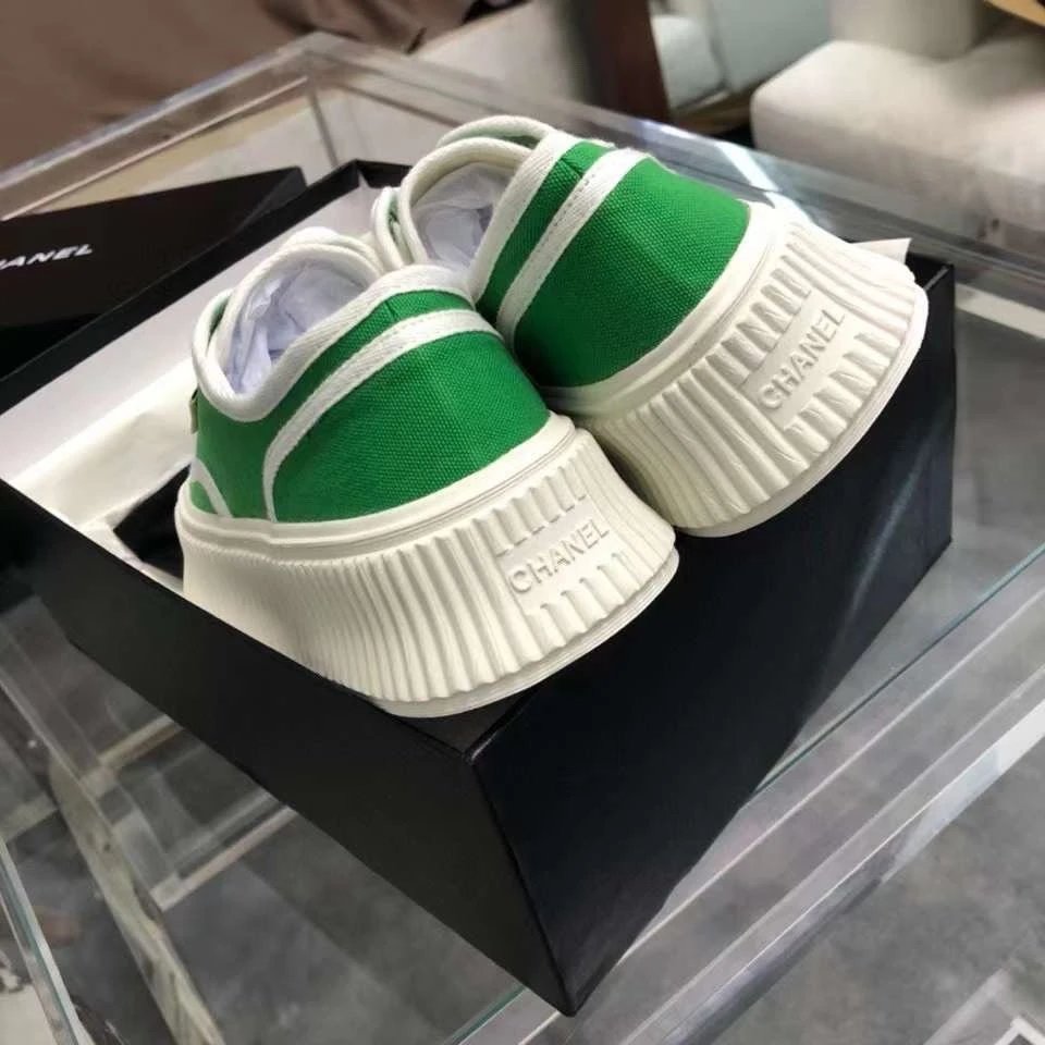 Chanel Vintage Sneakers Green - Gallery Image 6 - Detailed View