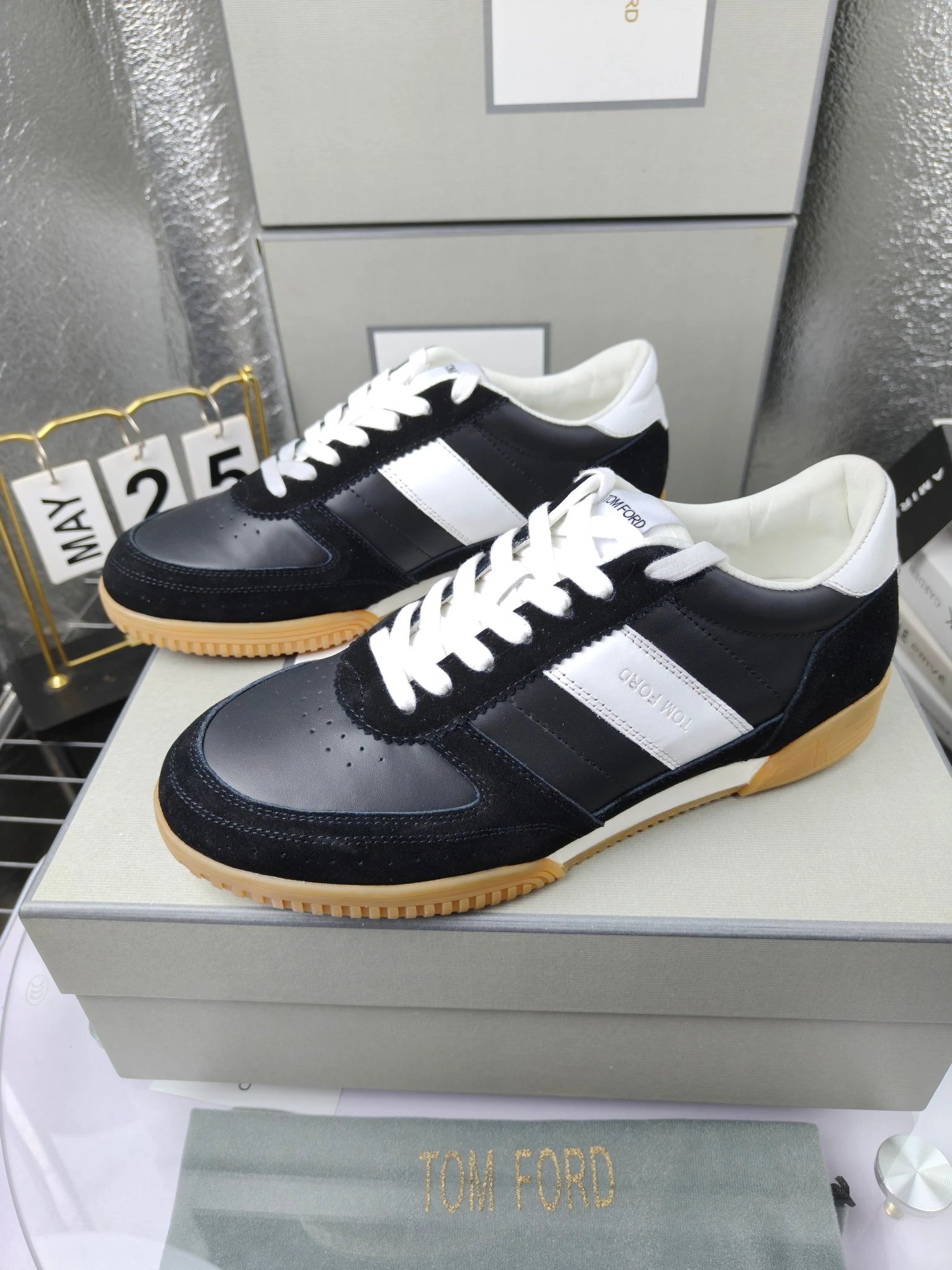 Retro Leather Sneakers Midnight Navy - Gallery Image 2 - Detailed View