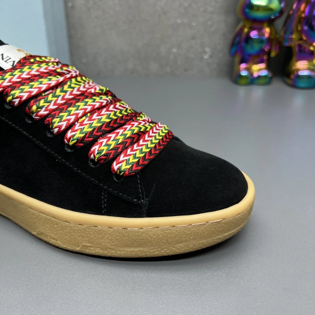 Lanvin Suede Sneakers Black - Gallery Image 4 - Detailed View