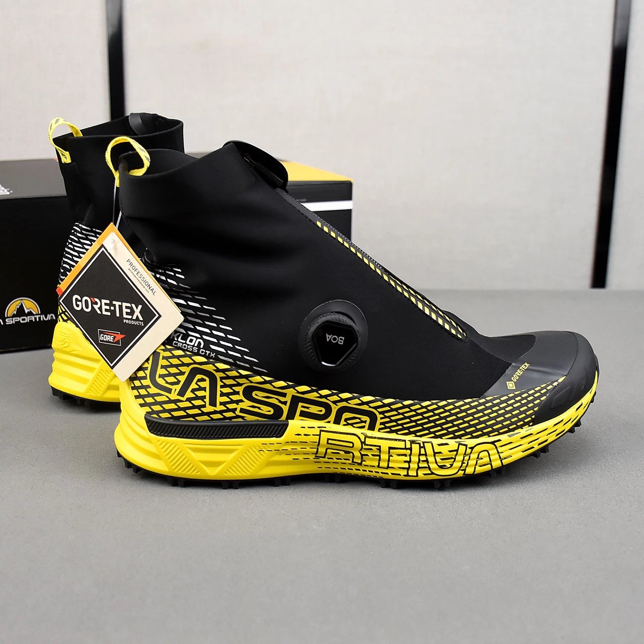 La Sportiva Equilibrium ST GTX Yellow - High Quality Product Image - Cnfans