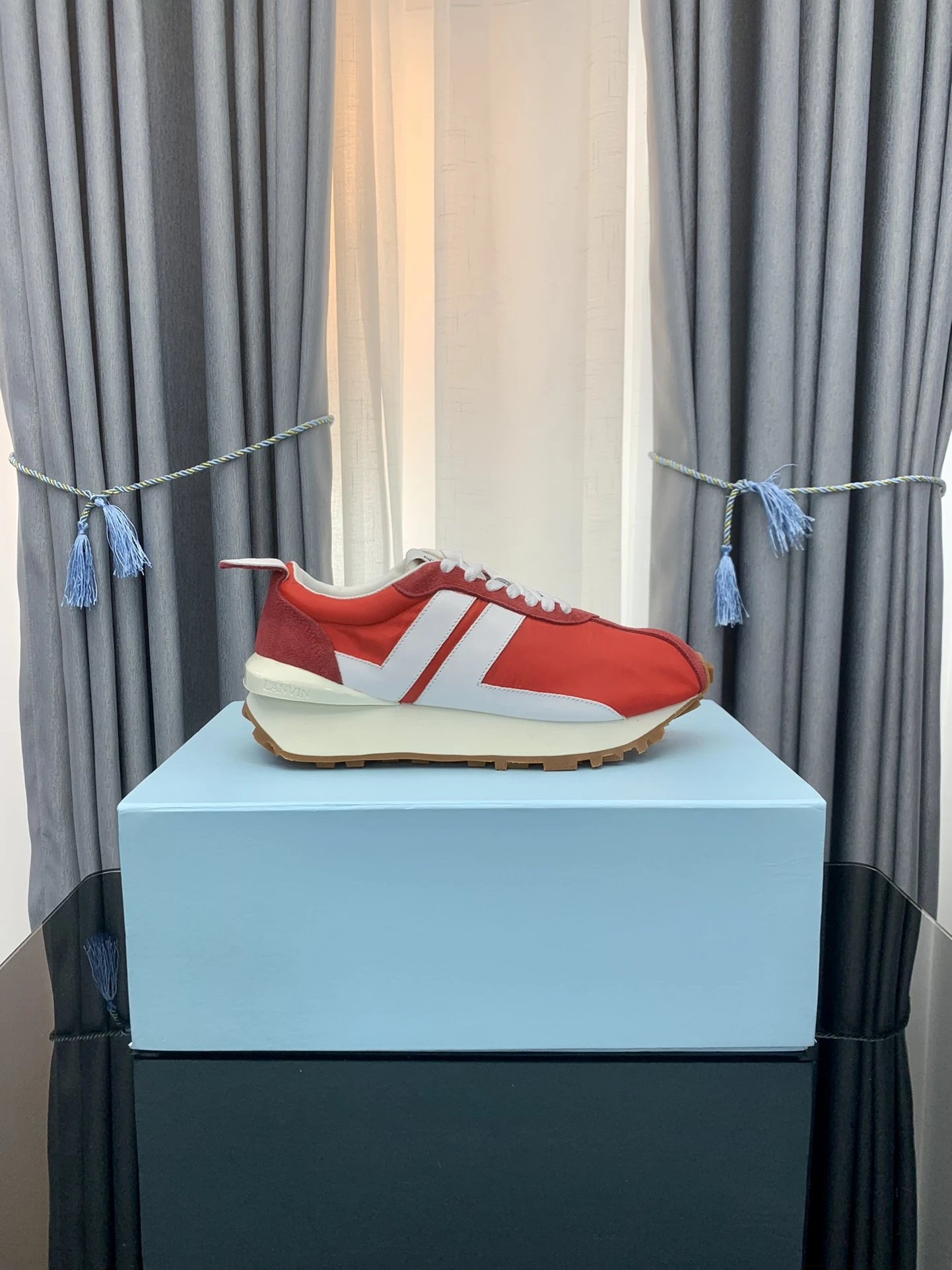 Lanvin Retro Sneakers Red White - Gallery Image 9 - Detailed View