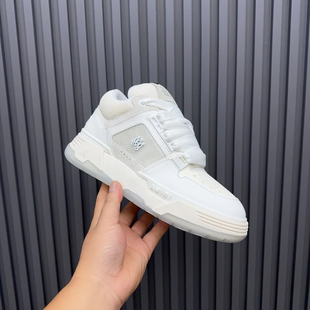 Low Top Leather Skate Sneakers Unisex Ivory White - Gallery Image 3 - Detailed View