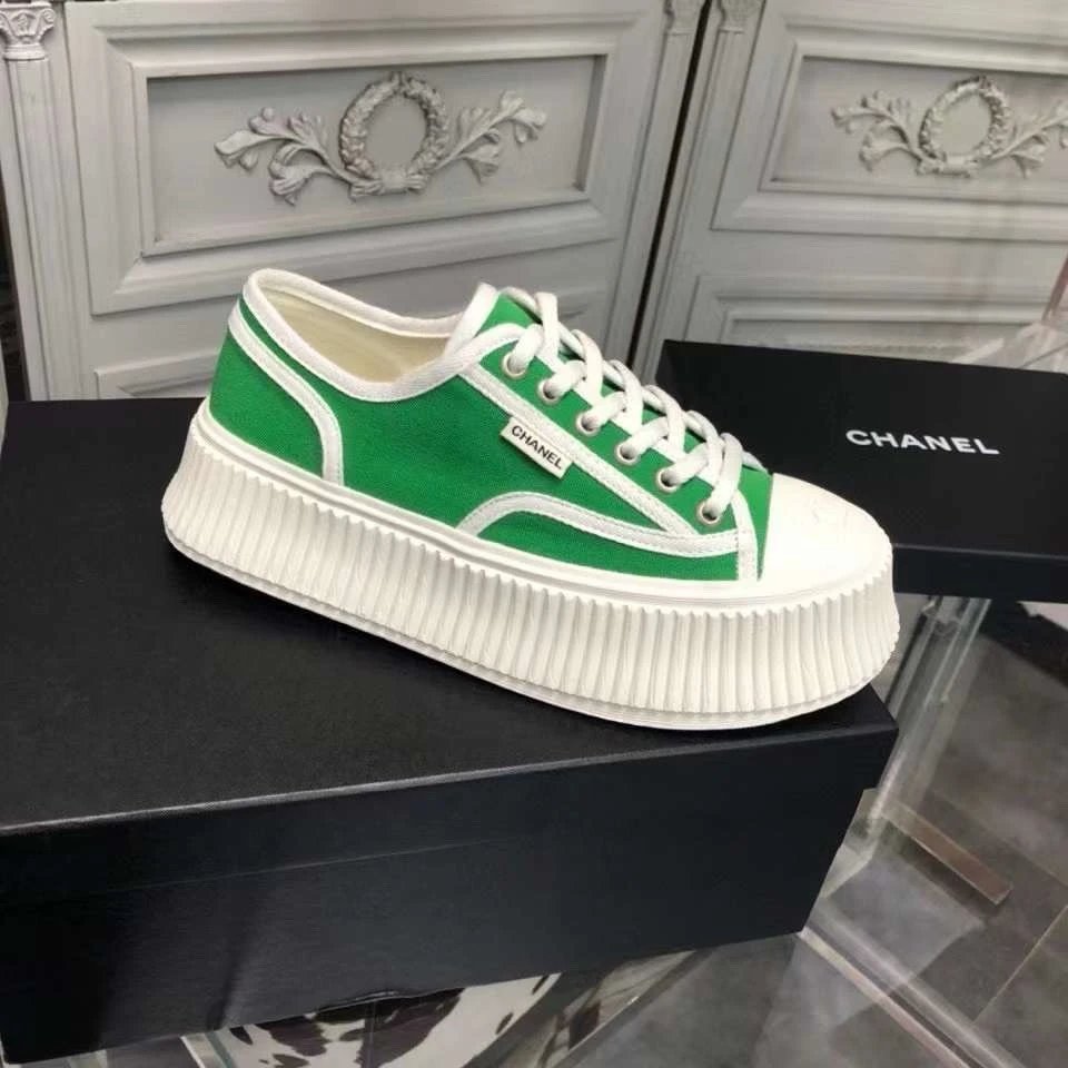 Chanel Vintage Sneakers Green - High Quality Product Image - Cnfans
