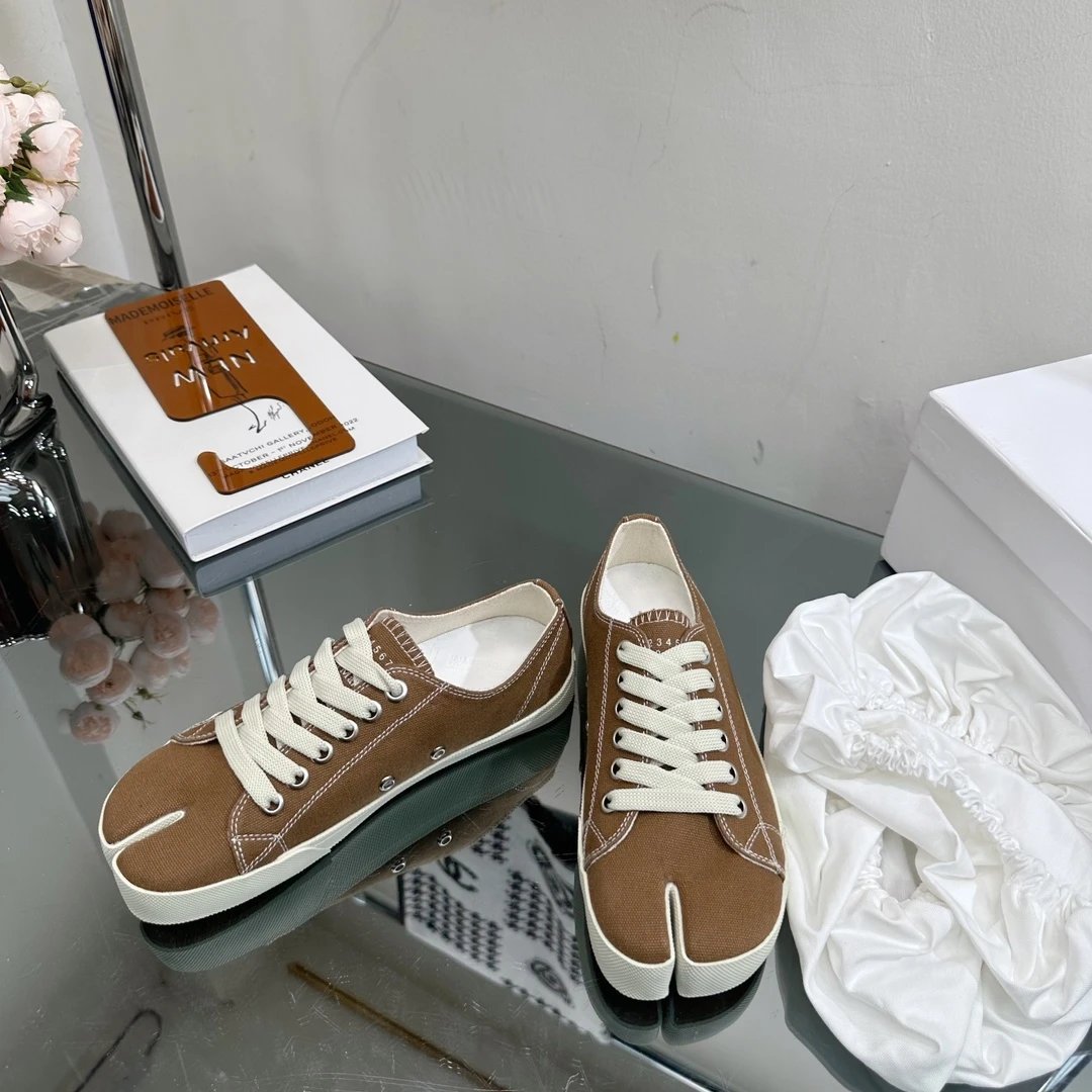 Maison Margiela MM6 Tabi Canvas Sneakers Brown - Gallery Image 7 - Detailed View