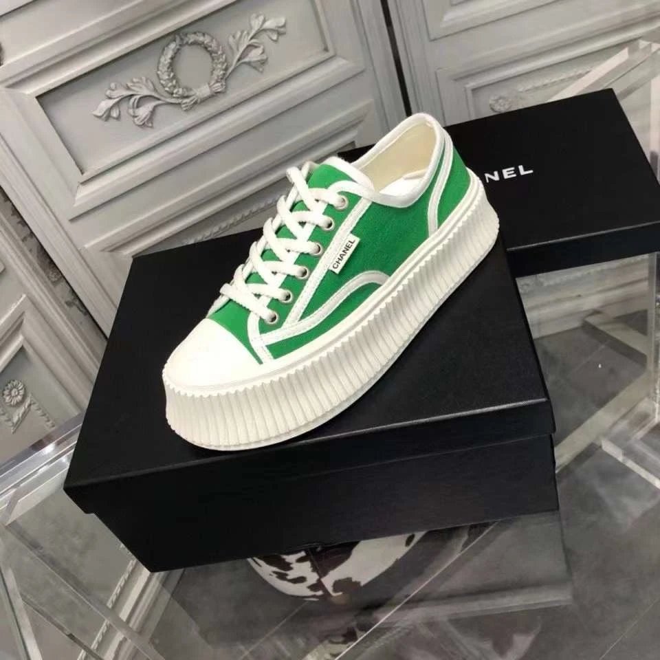 Chanel Vintage Sneakers Green - Gallery Image 9 - Detailed View
