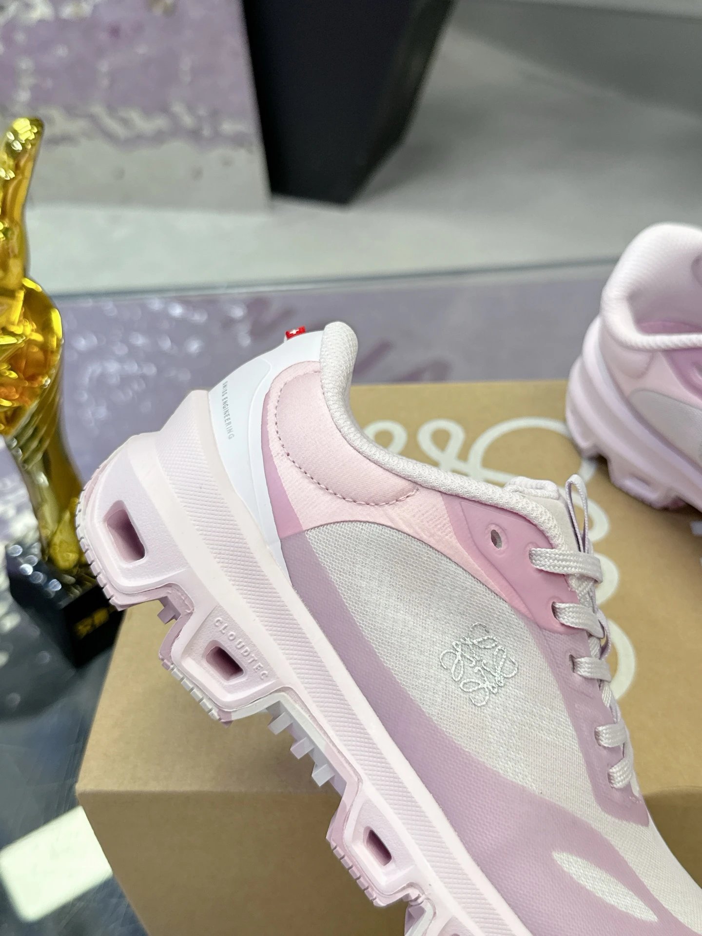 Loewe x On Running 3.0 Cloudtilt Sneakers Pink - Gallery Image 7 - Detailed View