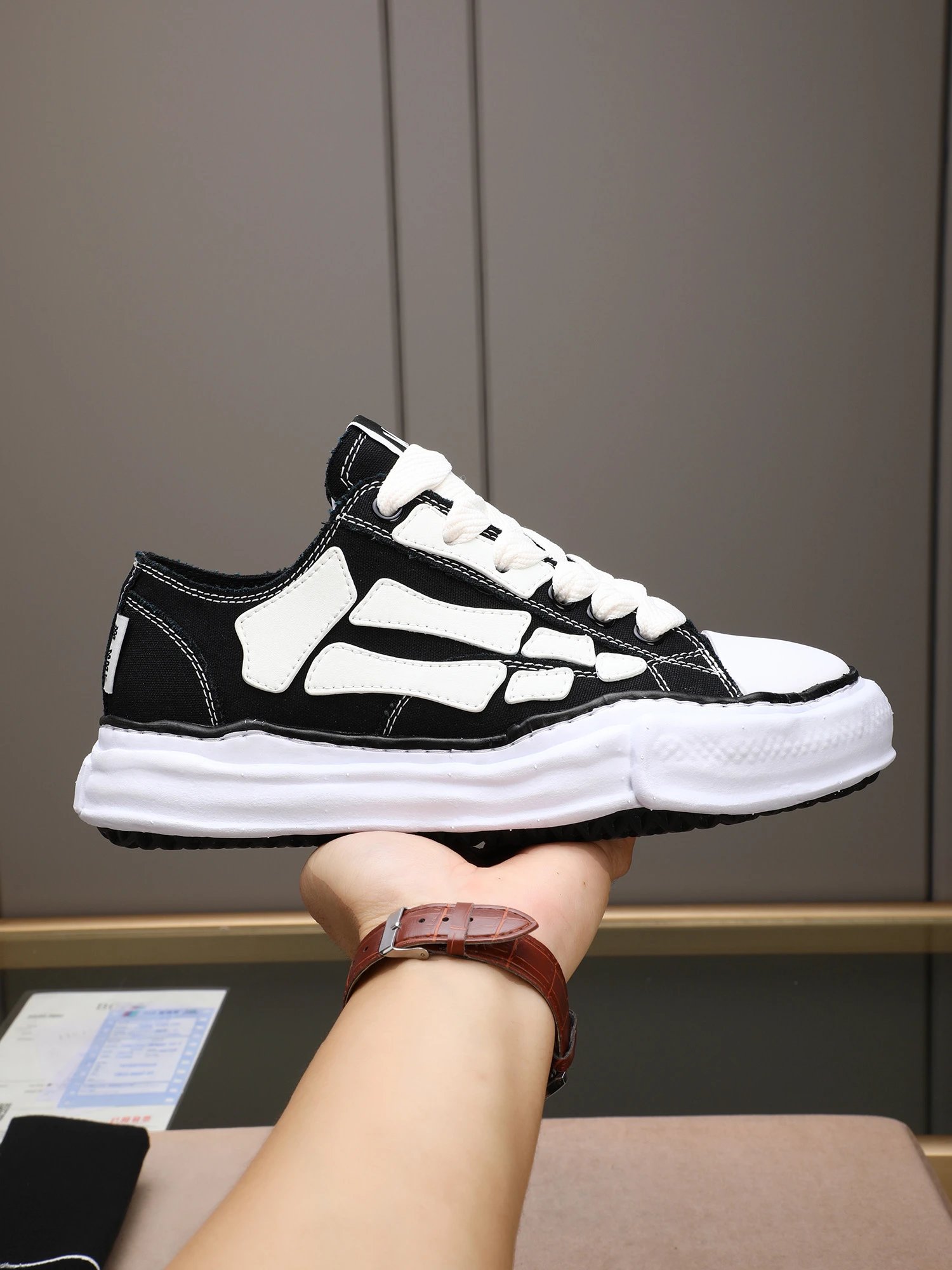 Maison Mihara Yasuhiro MMY Black Sneakers White Bone  - High Quality Product Image - Cnfans