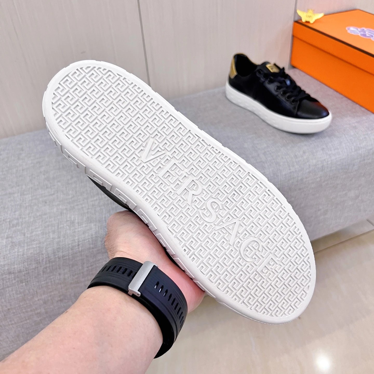 Luxury Leather Sneakers Gold Black - Gallery Image 8 - Detailed View