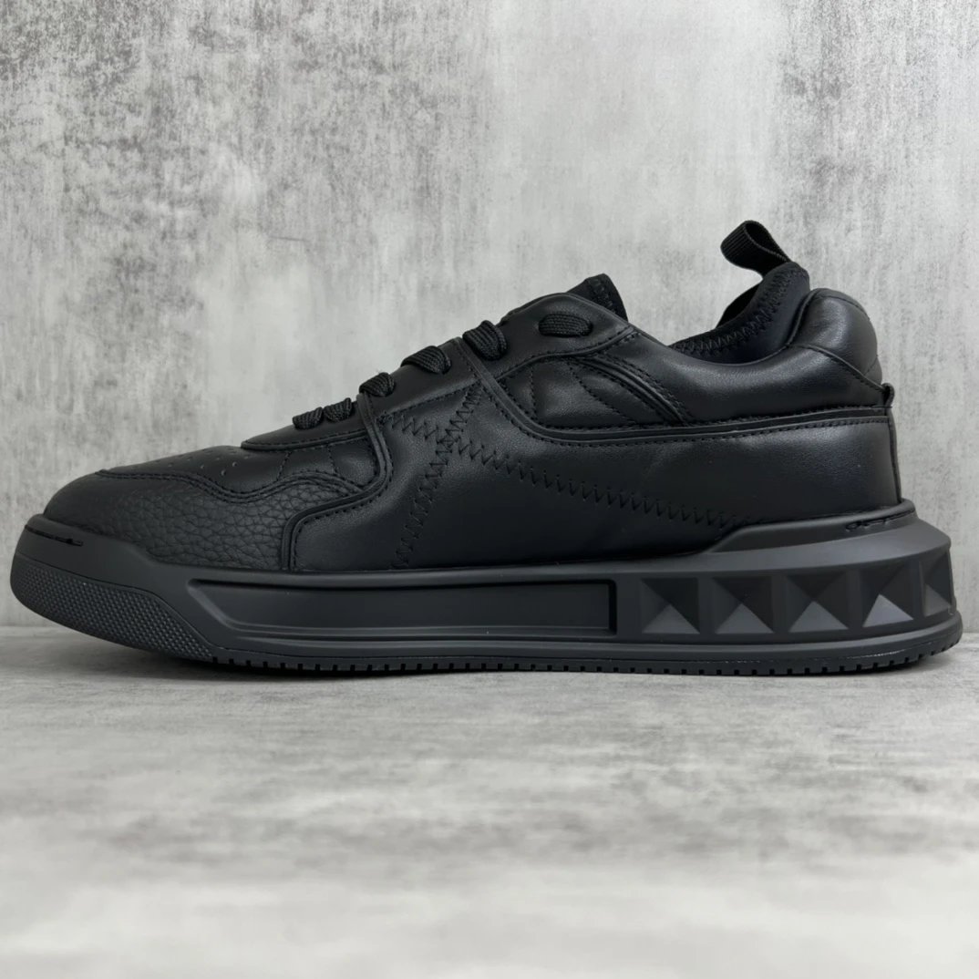 Chunky Leather Sneakers Autumn Jet Black - Gallery Image 7 - Detailed View