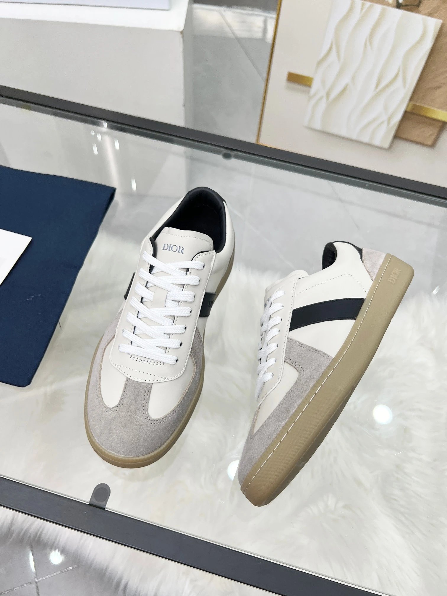 Dior B01 White Leather Sneakers Black - Gallery Image 5 - Detailed View