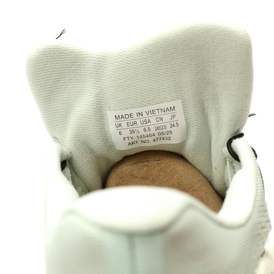 Ultra Glide 3 Trail Running Sneakers Ivory White - Gallery Image 7 - Detailed View