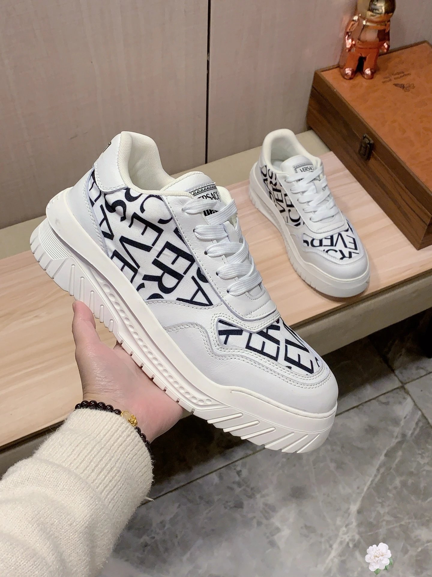 Chunky Leather Logo Sneakers Ivory White - Gallery Image 8 - Detailed View