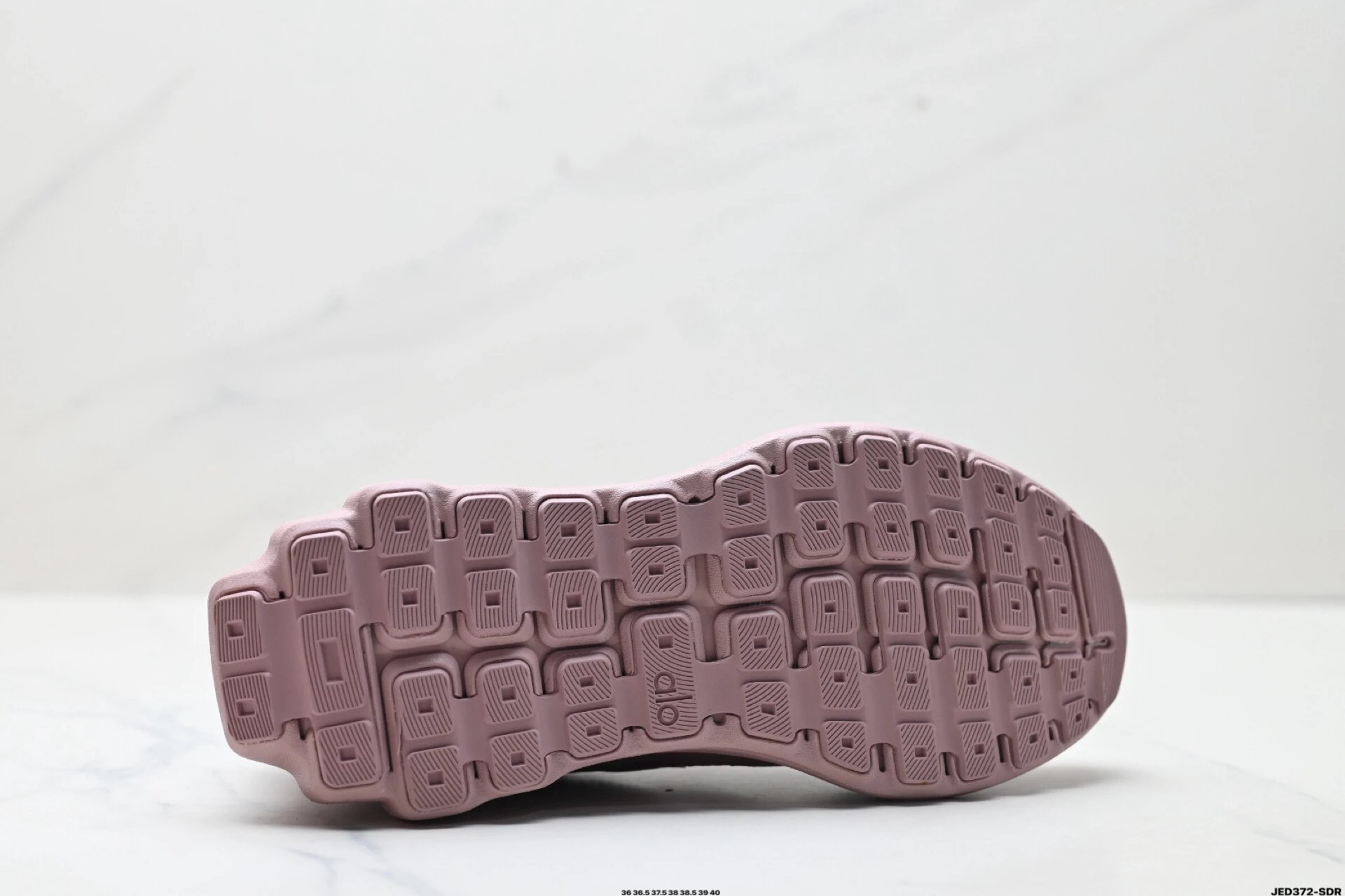 Alo Yoga Alo Runner Sneakers Purple - Gallery Image 9 - Detailed View
