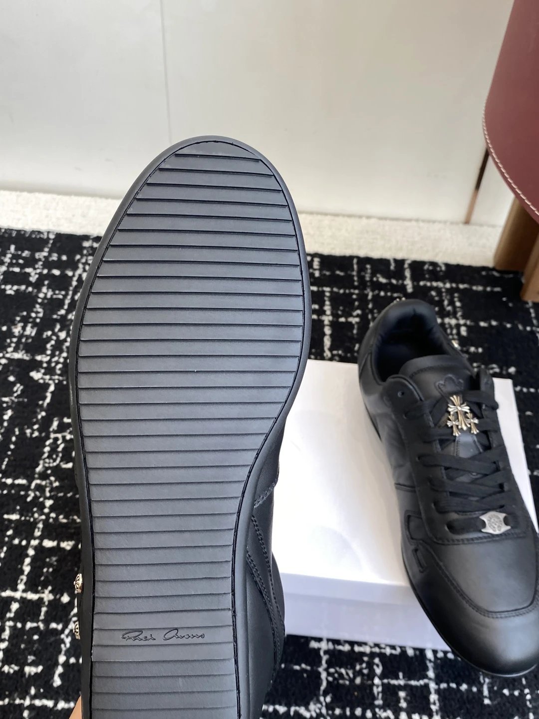 Vintage Leather Trainer Sneakers Onyx Black - Gallery Image 9 - Detailed View