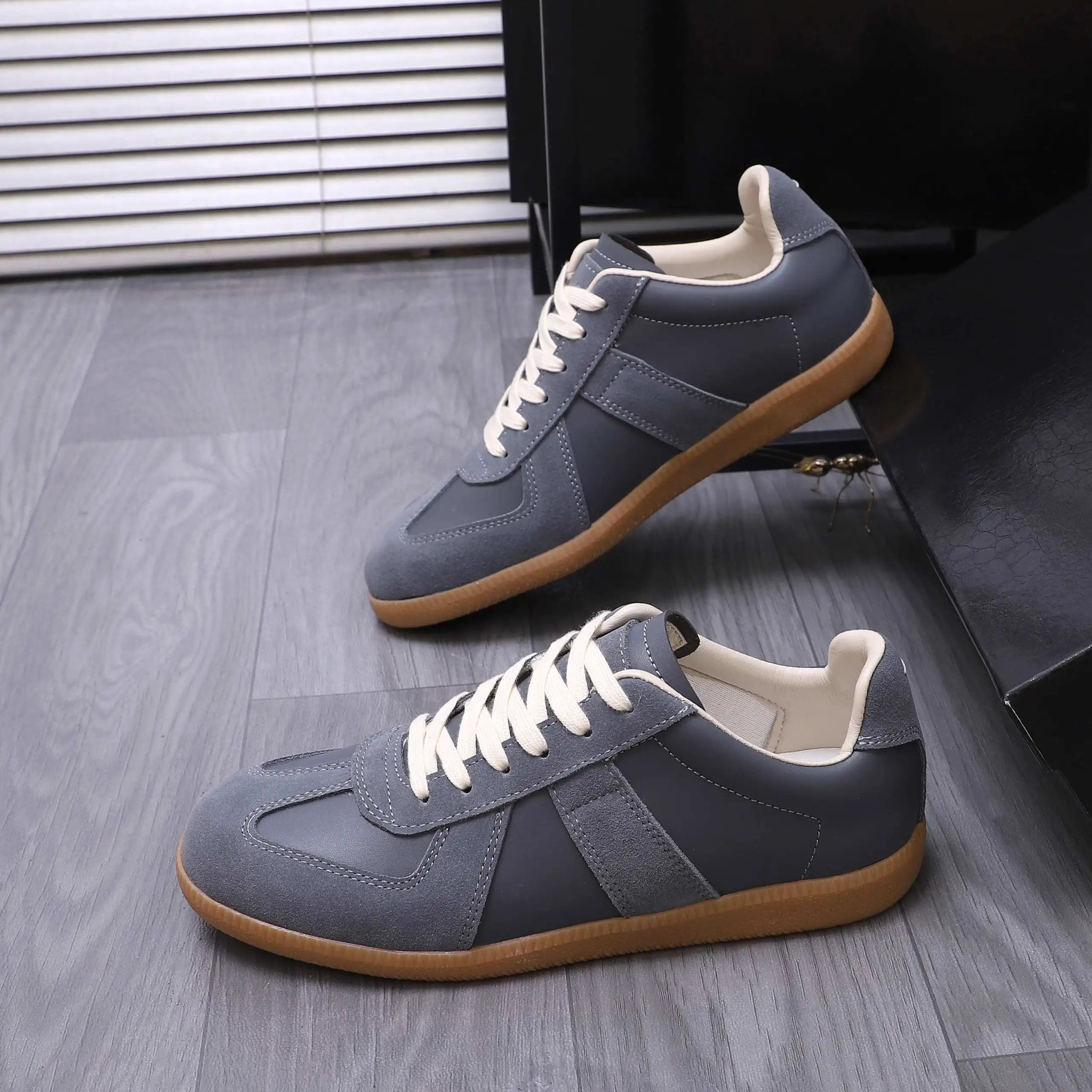 Maison Margiela Leather Sneakers Grey - Gallery Image 4 - Detailed View