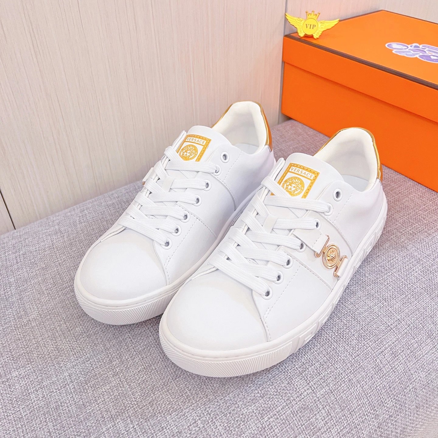 Luxury Leather Sneakers Gold White - Gallery Image 3 - Detailed View