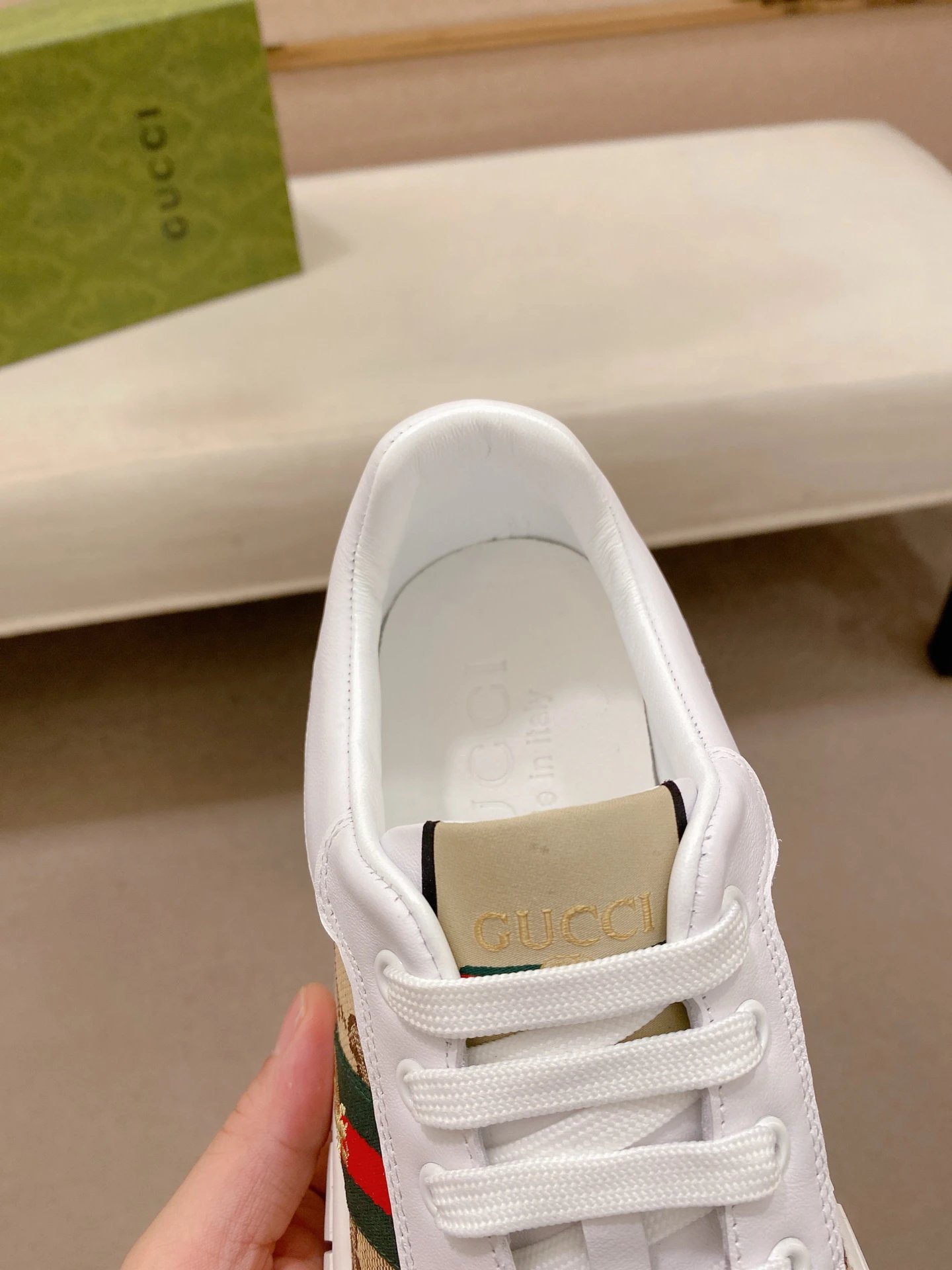 Gucci Canvas Beige Sneakers Embroidered Bee - Gallery Image 6 - Detailed View
