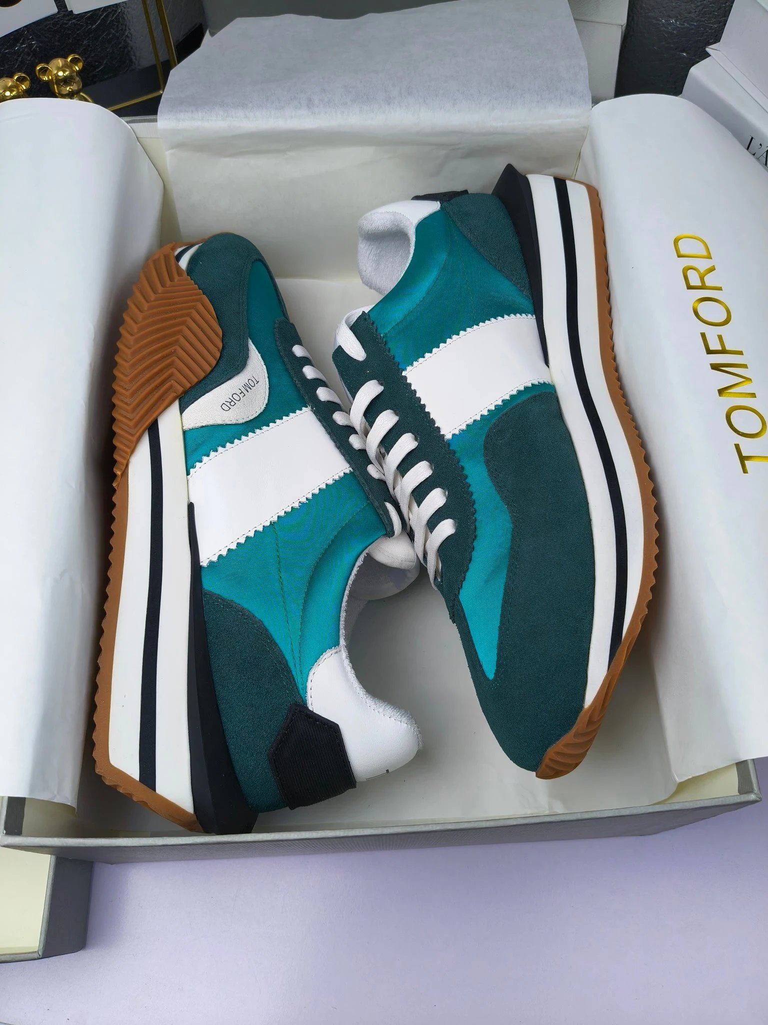 Retro Suede Leather Sneakers Teal - Gallery Image 8 - Detailed View