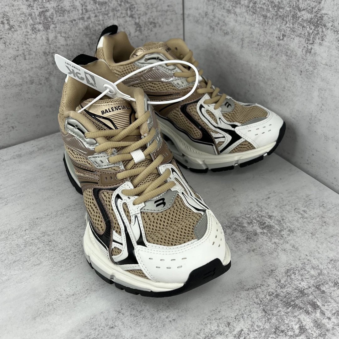 Retro Mesh X-Pander Dad Sneakers Spring Heel Beige - Gallery Image 2 - Detailed View