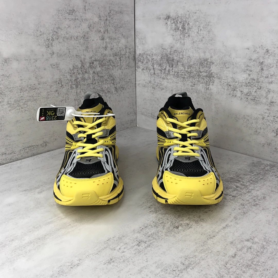 Retro X-Pander Mesh Running Sneakers Goldenrod Yellow - Gallery Image 4 - Detailed View
