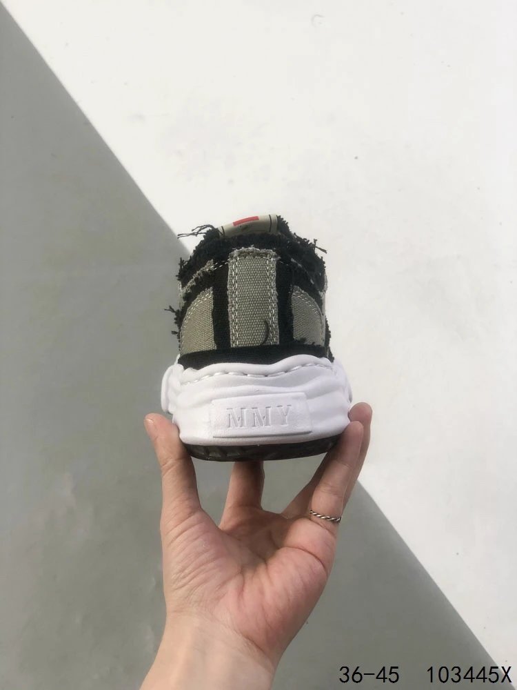 Maison Mihara Yasuhiro MMY Shell Sneakers Gray - Gallery Image 9 - Detailed View