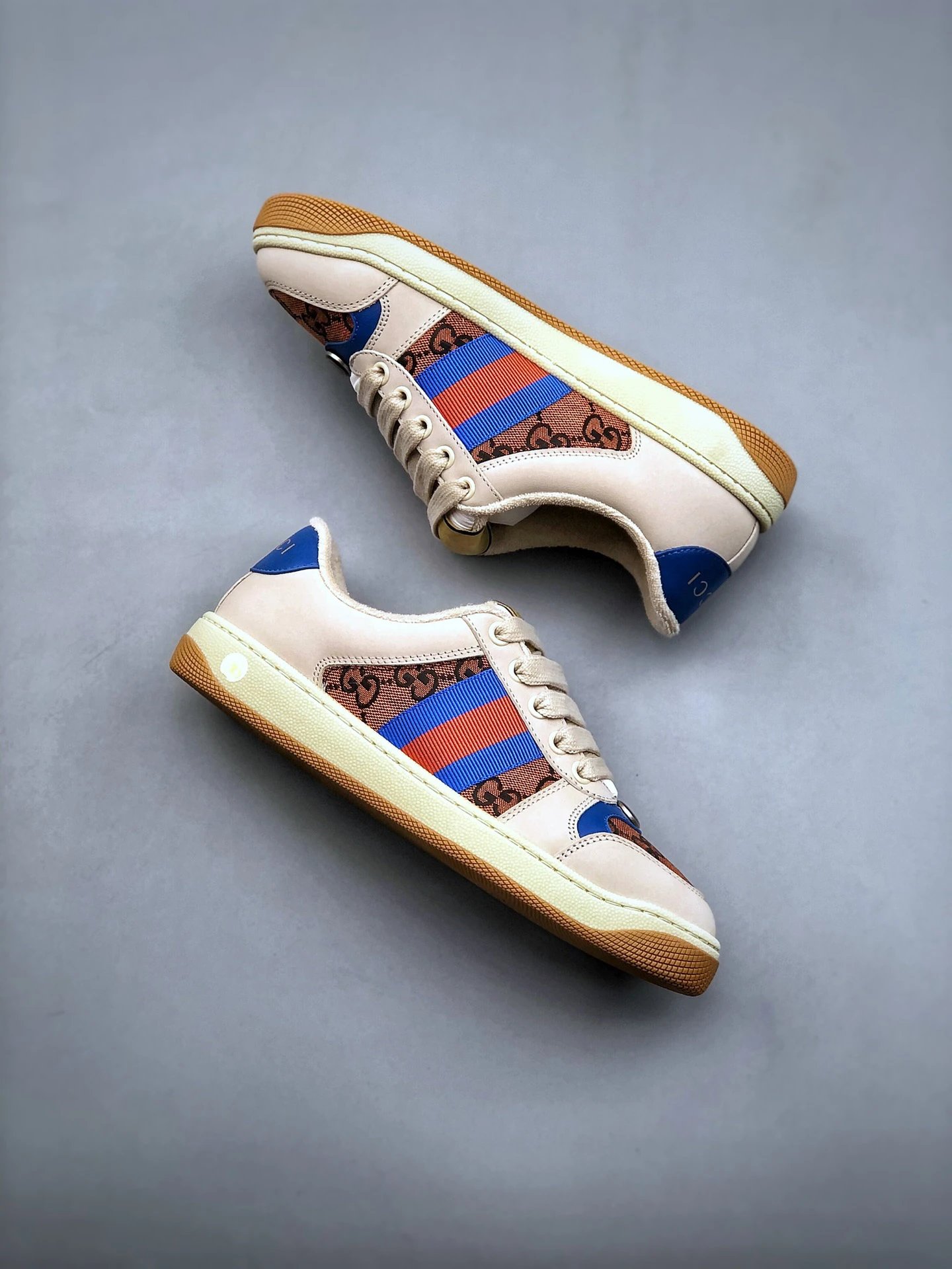 Gucci Distressed Screener Beige Blue Sneakers Blue Red - Gallery Image 9 - Detailed View