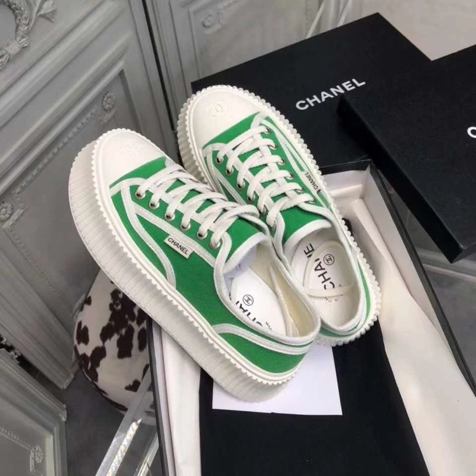 Chanel Vintage Sneakers Green - Gallery Image 2 - Detailed View