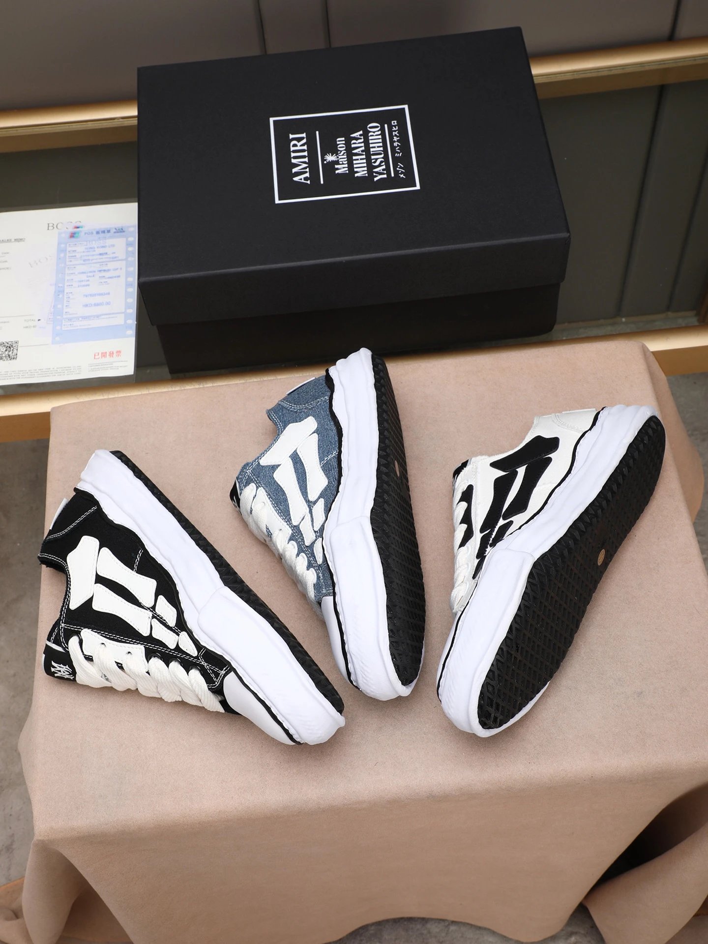 Maison Mihara Yasuhiro MMY Black Sneakers White Bone  - Gallery Image 9 - Detailed View