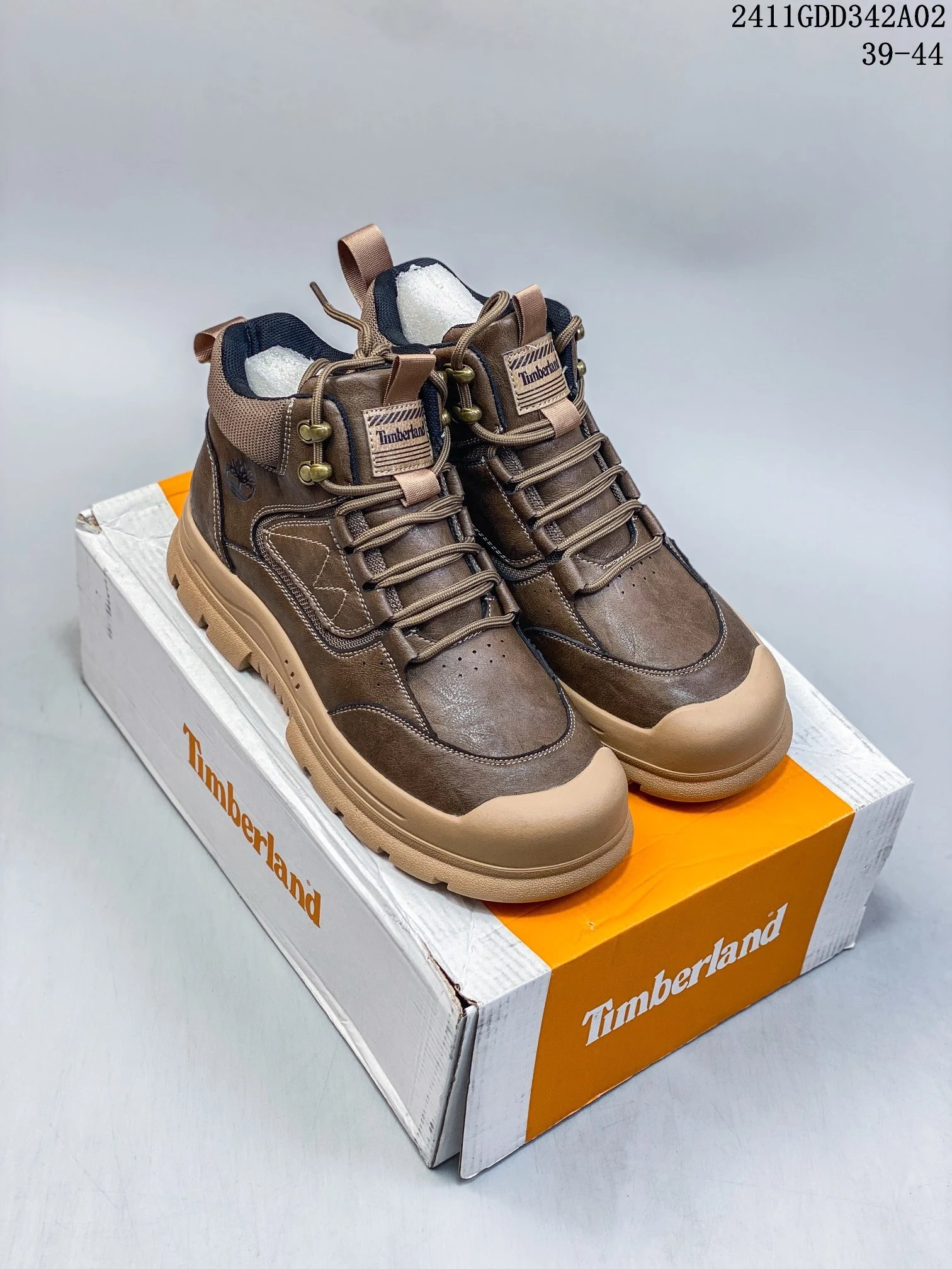 Premium Leather Boots in Taupe - Gallery Image 6 - Detailed View