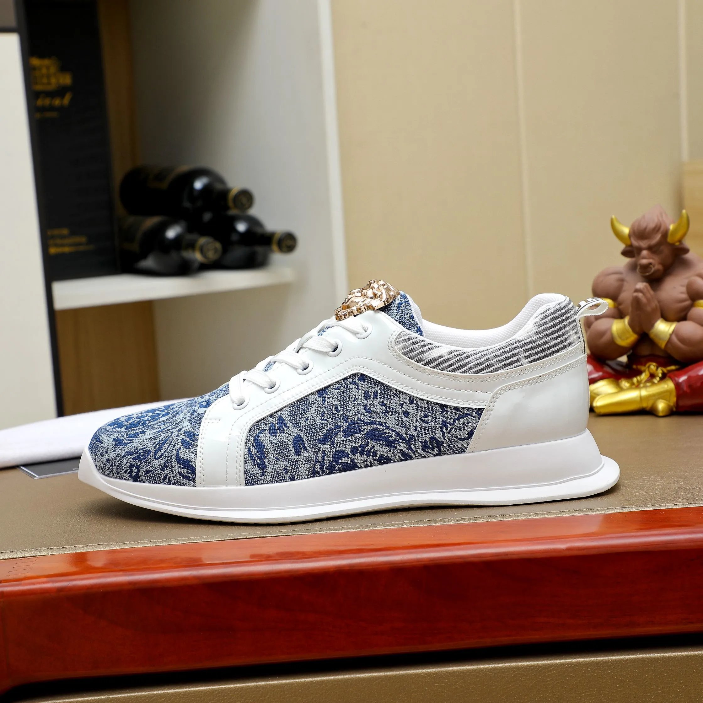 Luxury Jacquard Leather Sneakers Navy White - Versace - Cnfans - $52.26