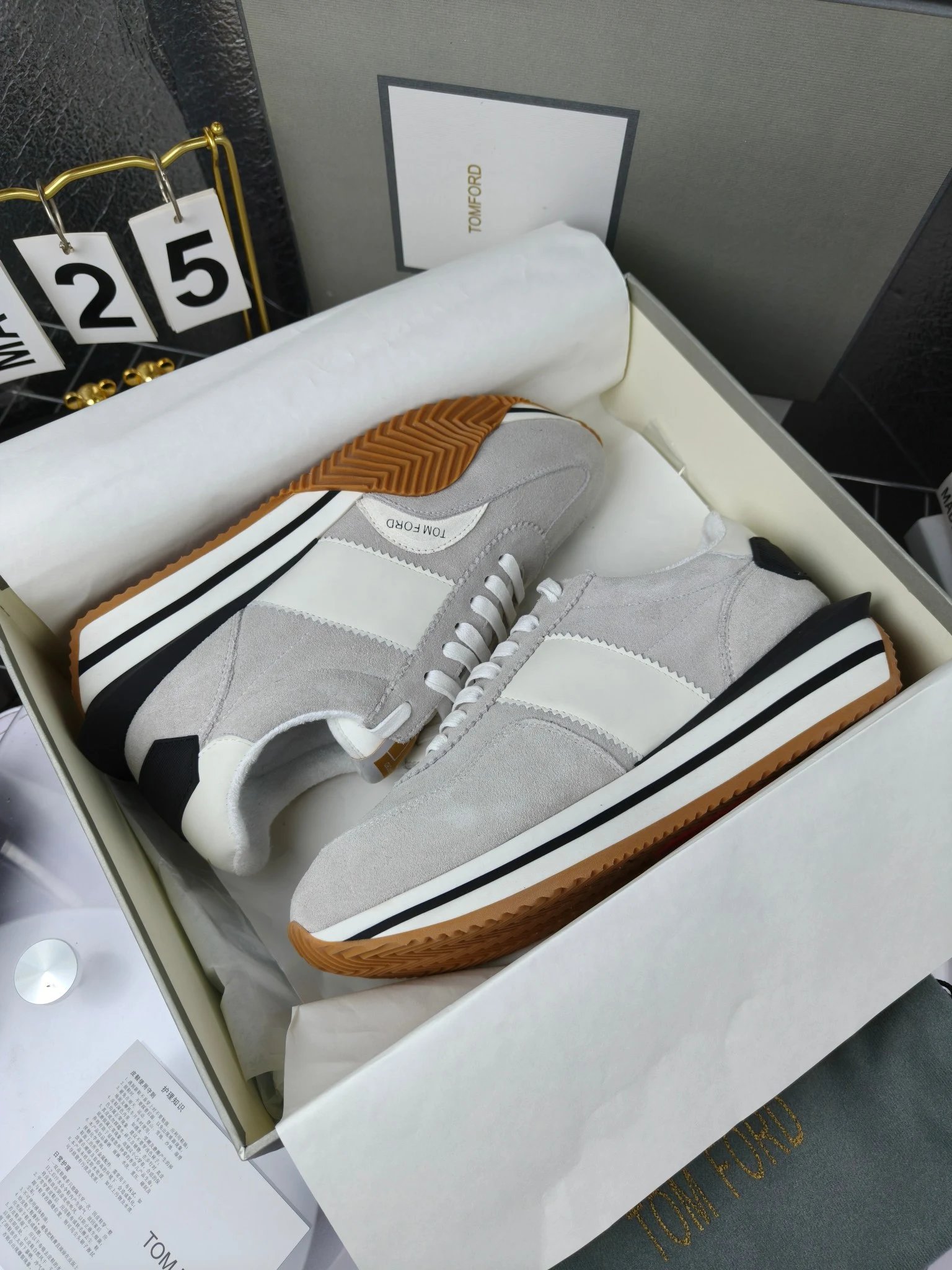 Retro Suede Platform Sneakers Ivory - Gallery Image 8 - Detailed View