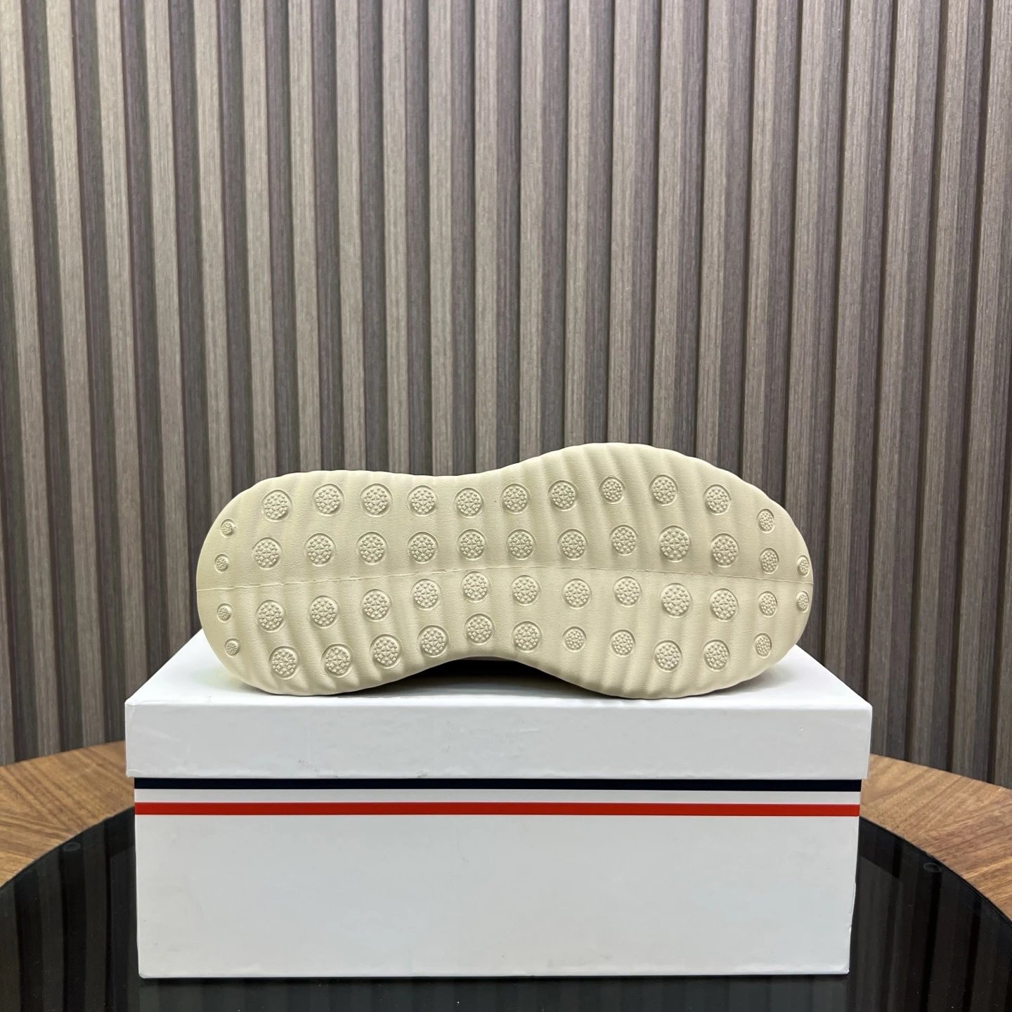 Moncler Ultra-light Knit Sneakers Beige - Gallery Image 7 - Detailed View