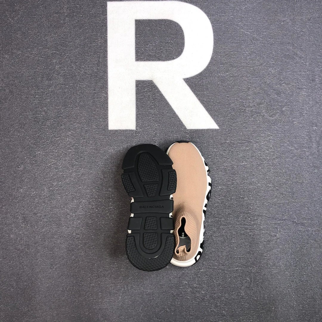 Unisex Knit Sock Sneakers TPU Sole Speed Style in Camel - Gallery Image 8 - Detailed View