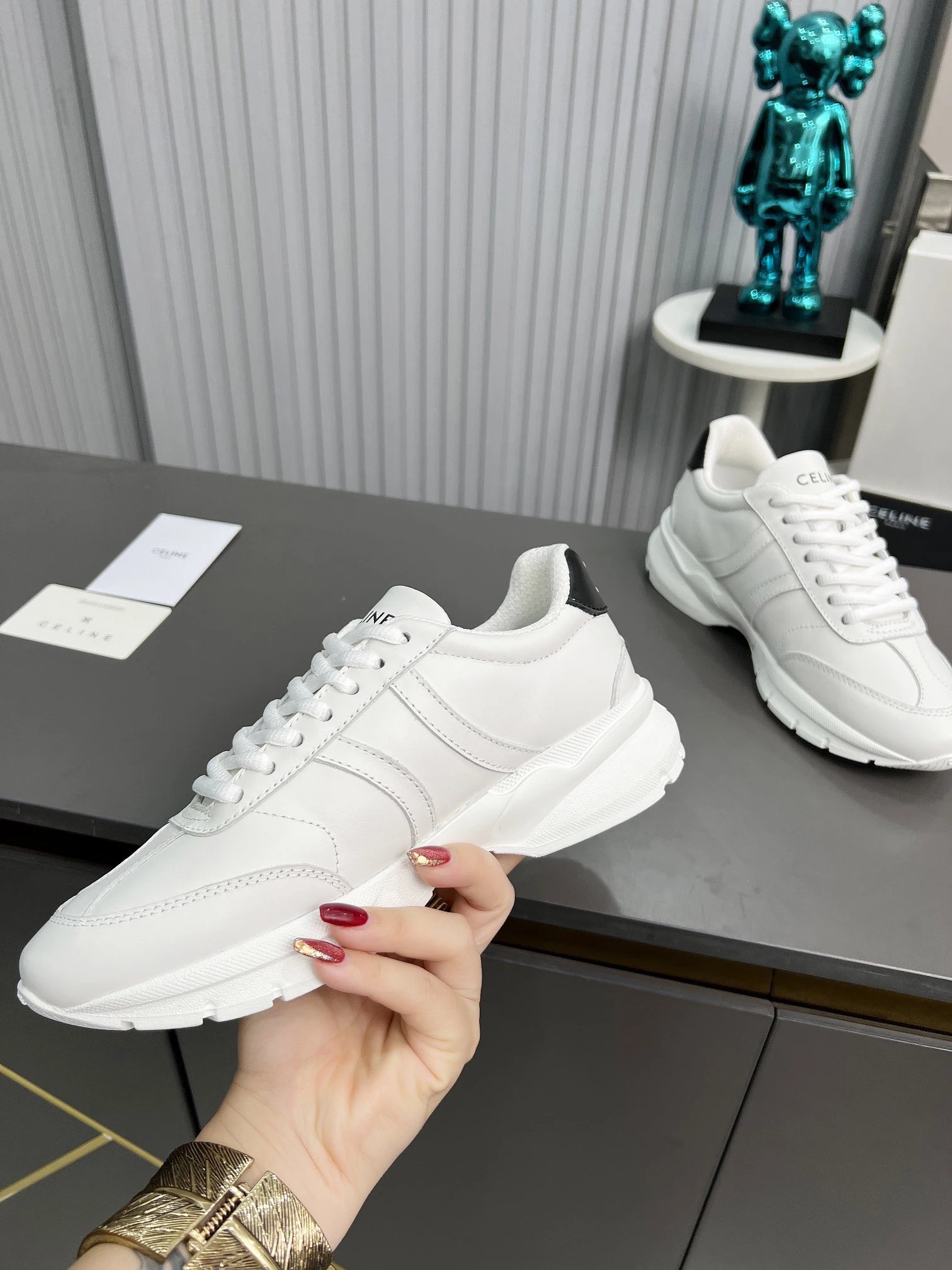 Chunky Leather Dad Sneakers Retro Style White - Gallery Image 8 - Detailed View