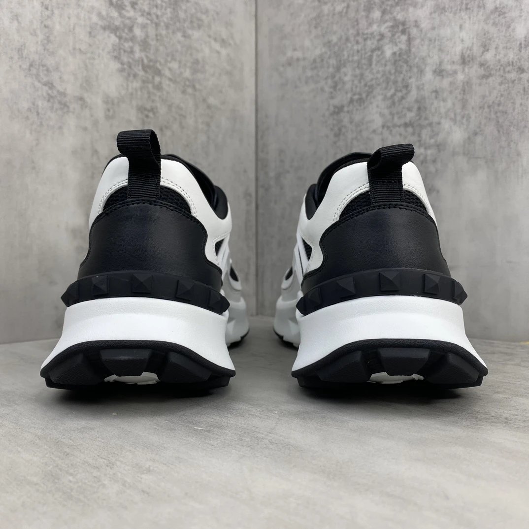 Chunky Mesh Sneakers True Act Ebony White - Gallery Image 5 - Detailed View