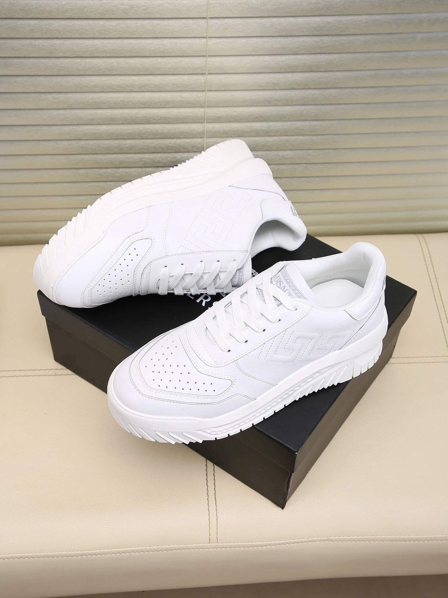 Grace Labyrinth Leather Sneakers Ivory White - Gallery Image 8 - Detailed View