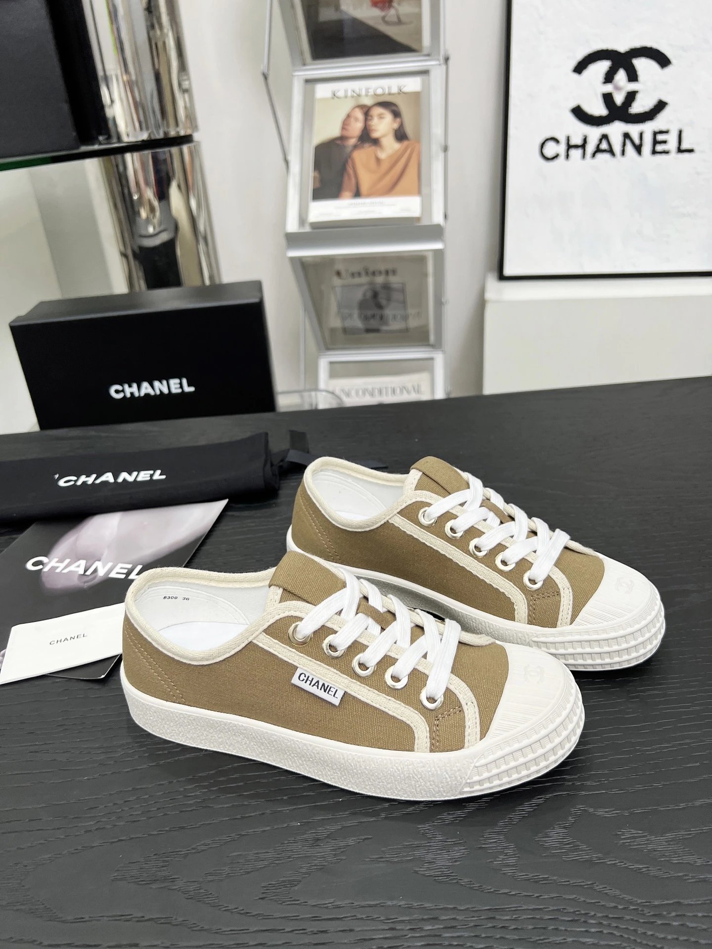 Chanel Vintage Sneakers Brown - High Quality Product Image - Cnfans