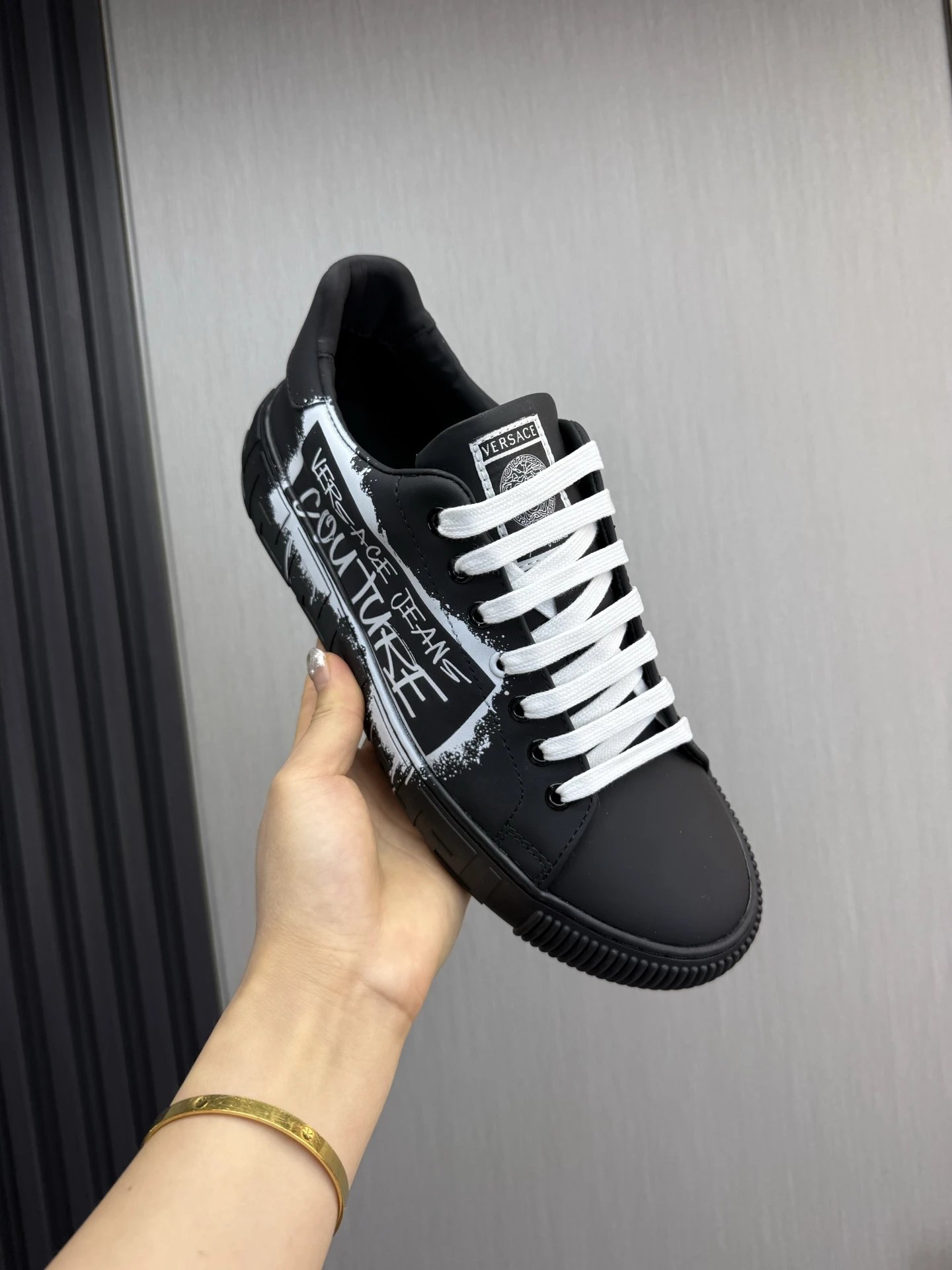 Couple Leather Low Top Sneakers Street Style Onyx Black - Gallery Image 8 - Detailed View