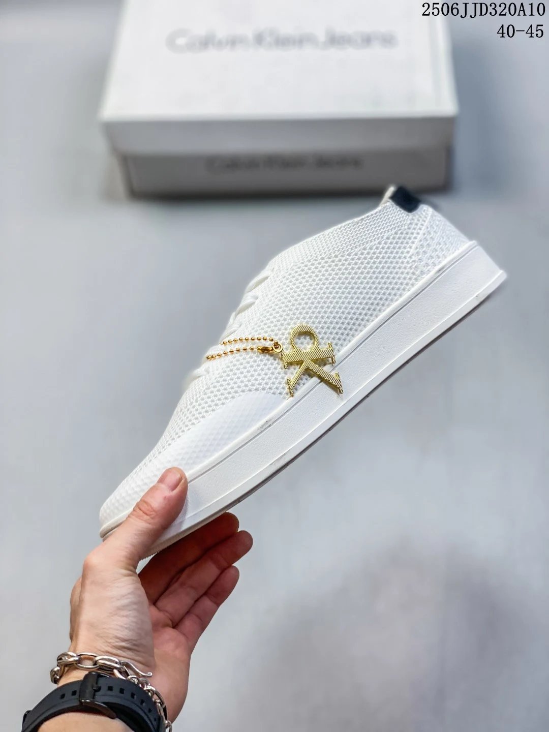 Breathable Mesh Low Top Lace-Up Sneakers Ivory White - Gallery Image 3 - Detailed View