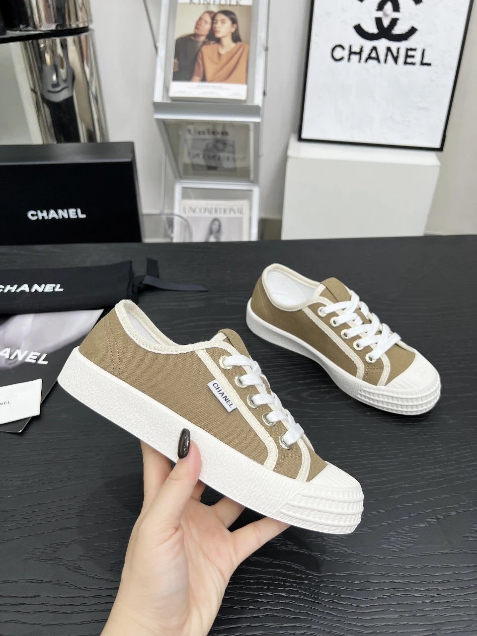 Chanel Vintage Sneakers Brown - Gallery Image 6 - Detailed View