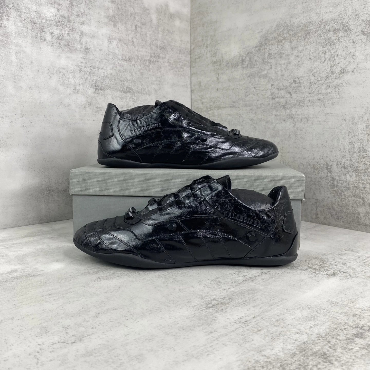 Punk Style Leather Lace-Up Shoes with Metal Studs Jet Black - Gallery Image 9 - Detailed View