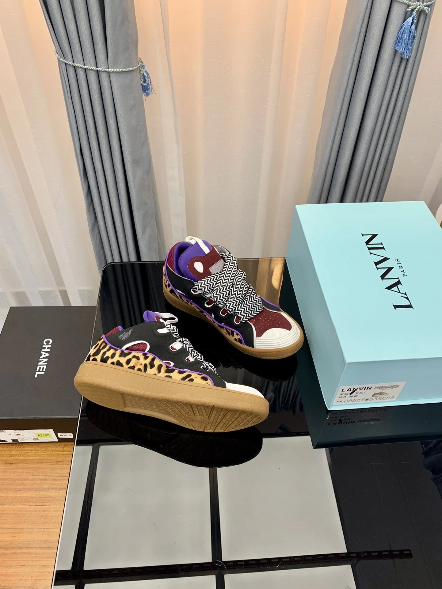 Lanvin Casual Sneakers Red Black - Gallery Image 9 - Detailed View