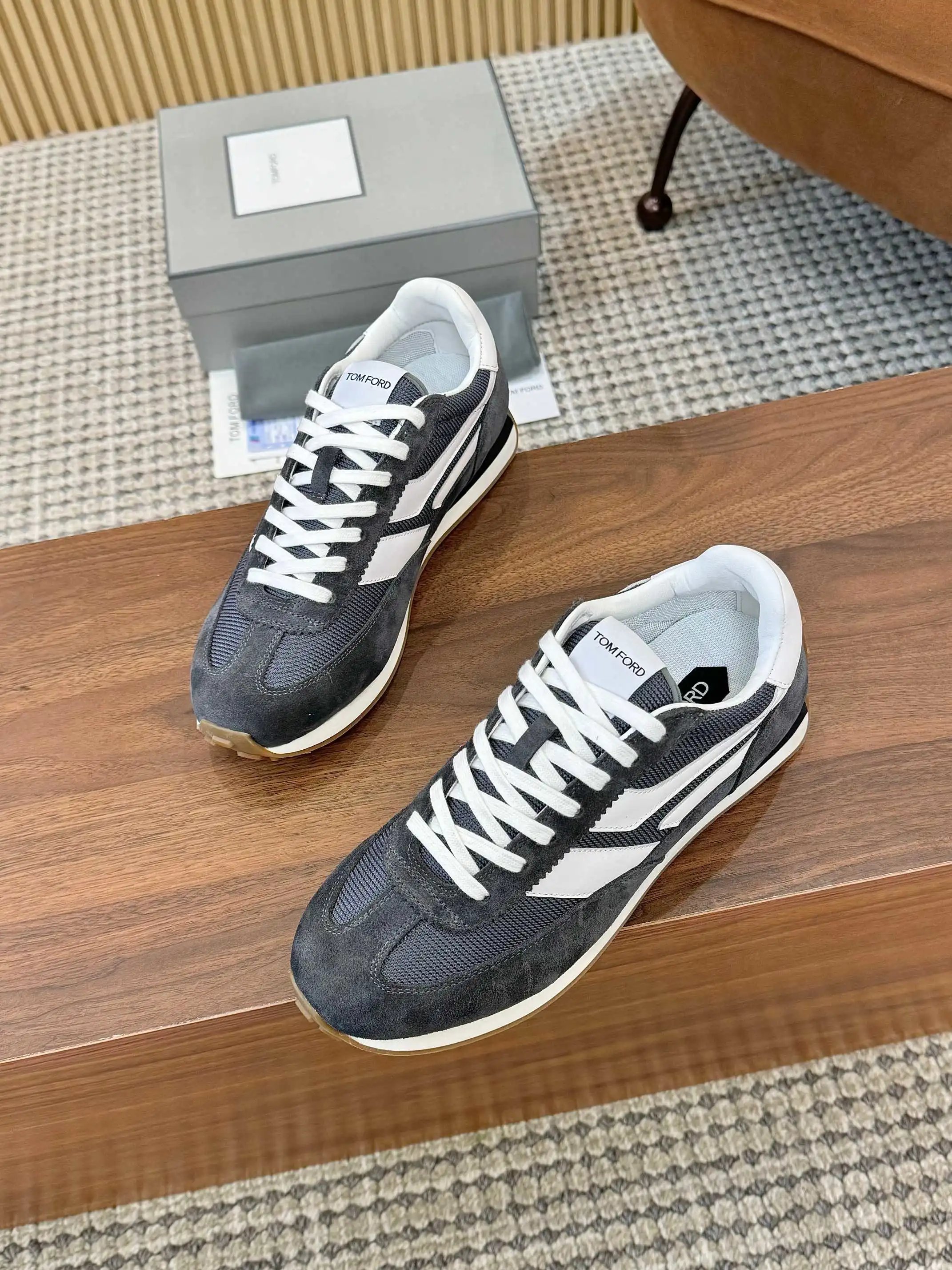 Retro Suede Mesh Sneakers Charcoal - Gallery Image 6 - Detailed View