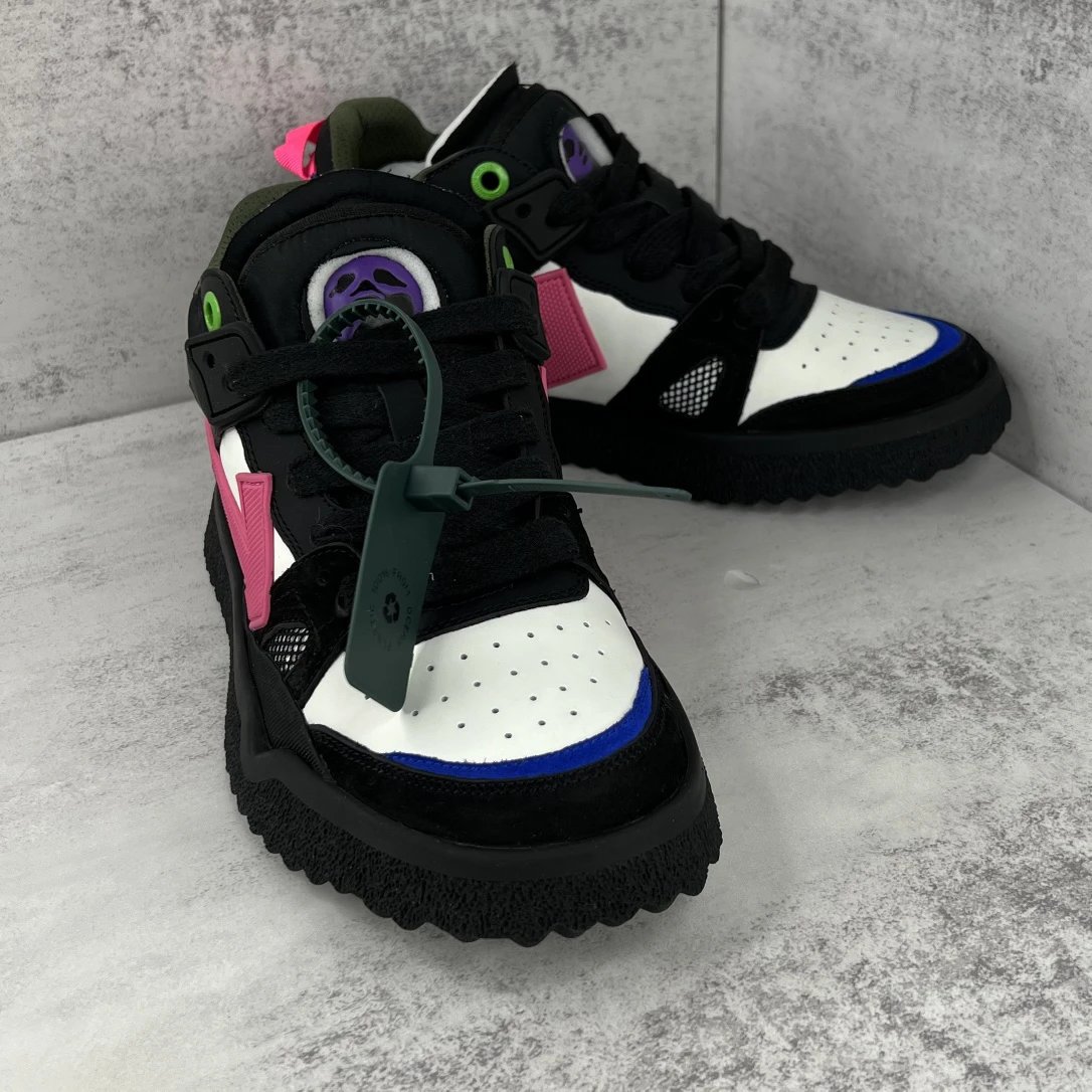 Low Top Leather Mesh Sneakers Retro Arrow Black Magenta - Gallery Image 2 - Detailed View