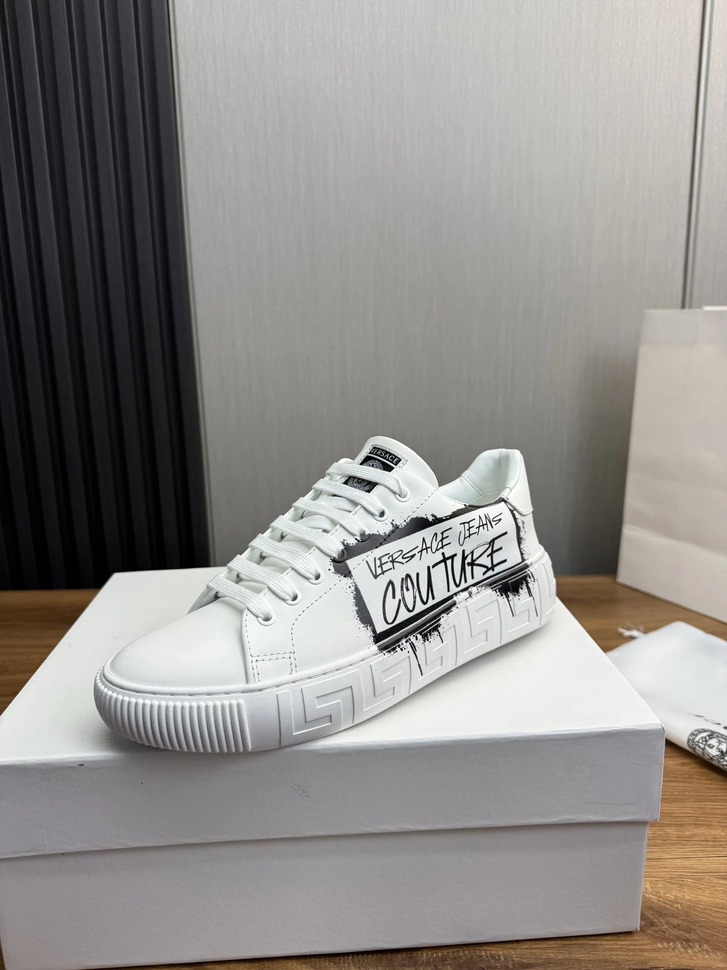 Unisex Leather Low Top Sneakers Casual Style Ivory - Gallery Image 1 - Detailed View