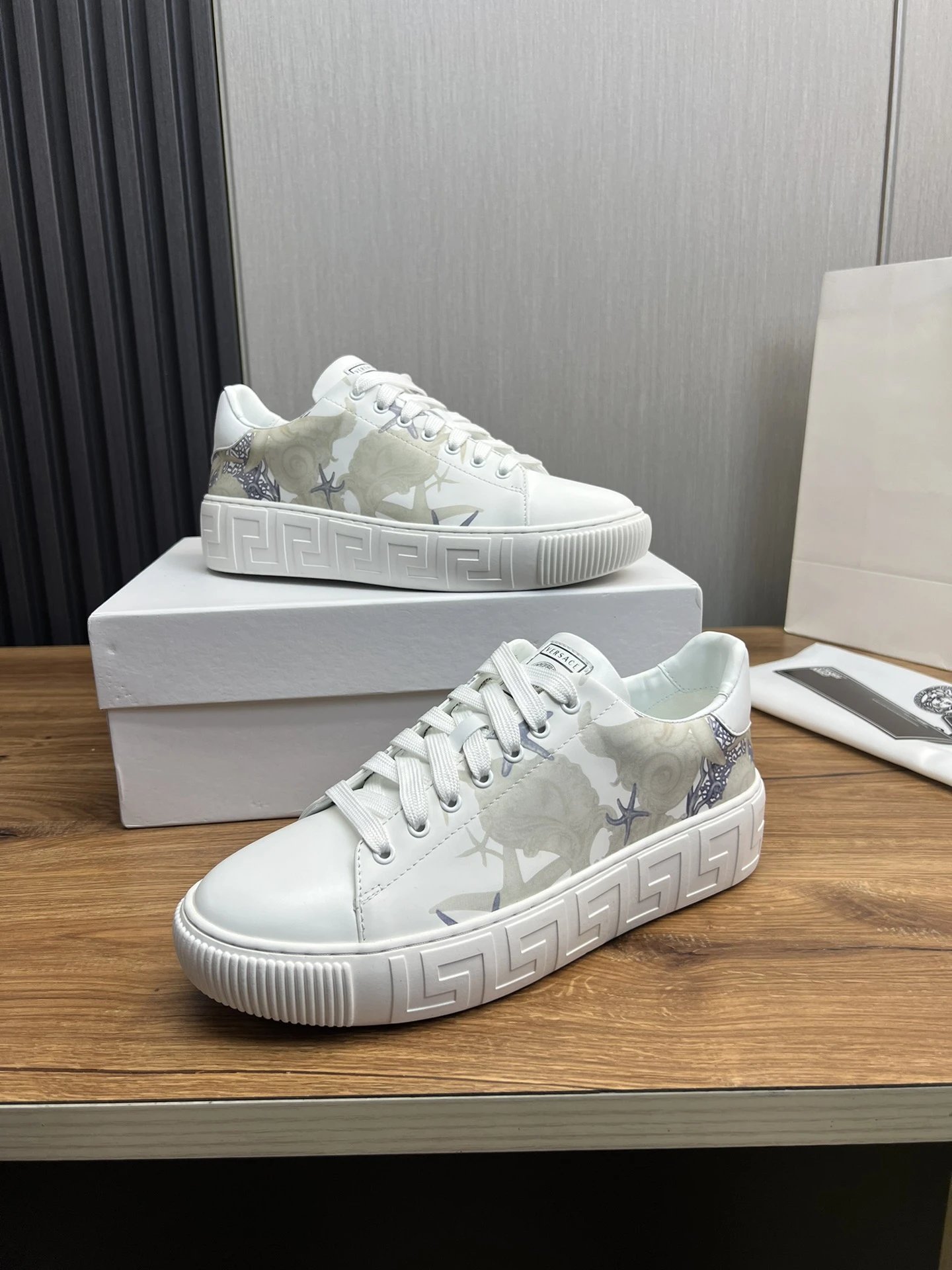 Luxury Leather Low Top Sneakers Ivory White - Gallery Image 4 - Detailed View