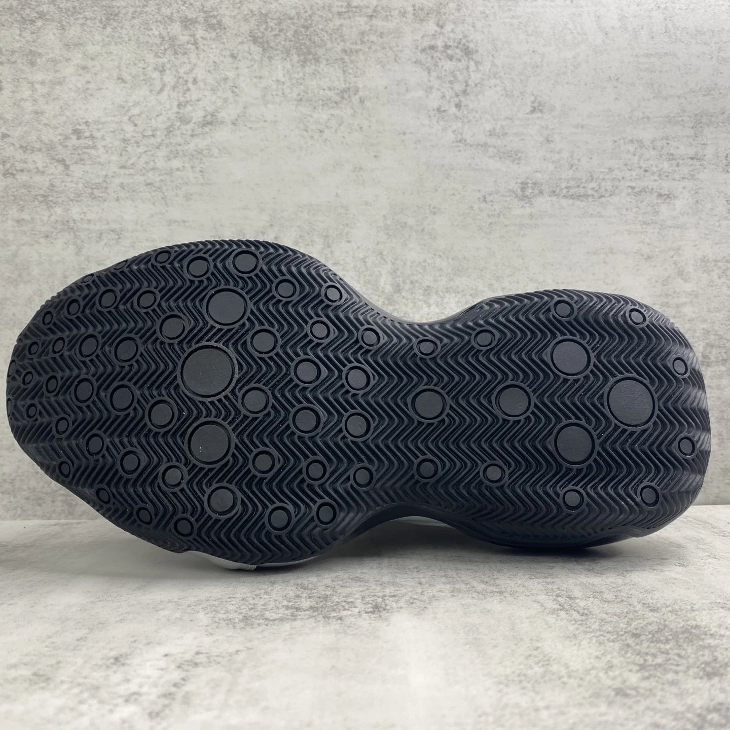 Futuristic Zip Up Basketball Sneakers Metallic Silver - Gallery Image 8 - Detailed View