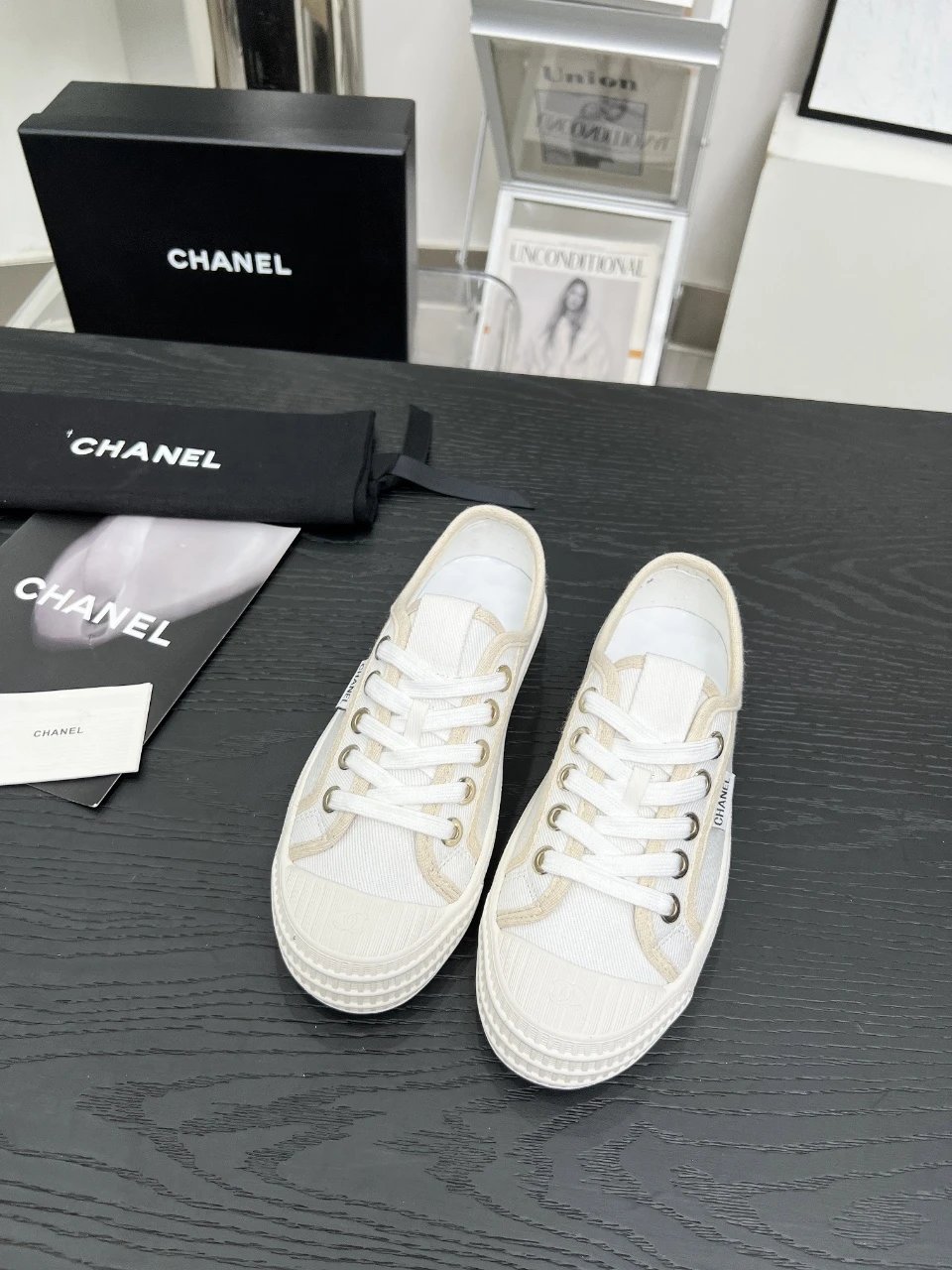 Chanel Vintage Sneakers White - Gallery Image 2 - Detailed View