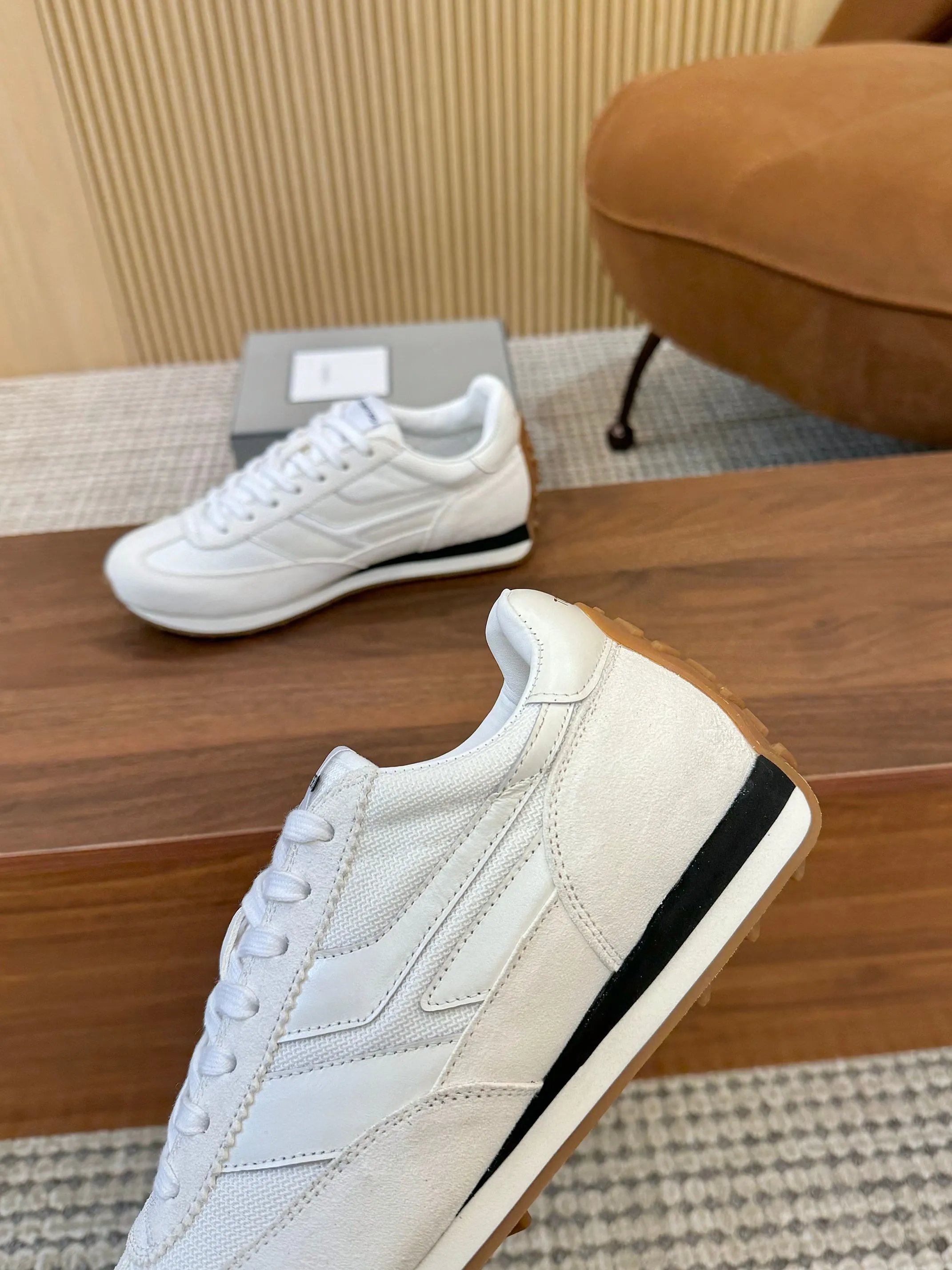 Vintage Suede Mesh Sneakers Ivory - Gallery Image 8 - Detailed View