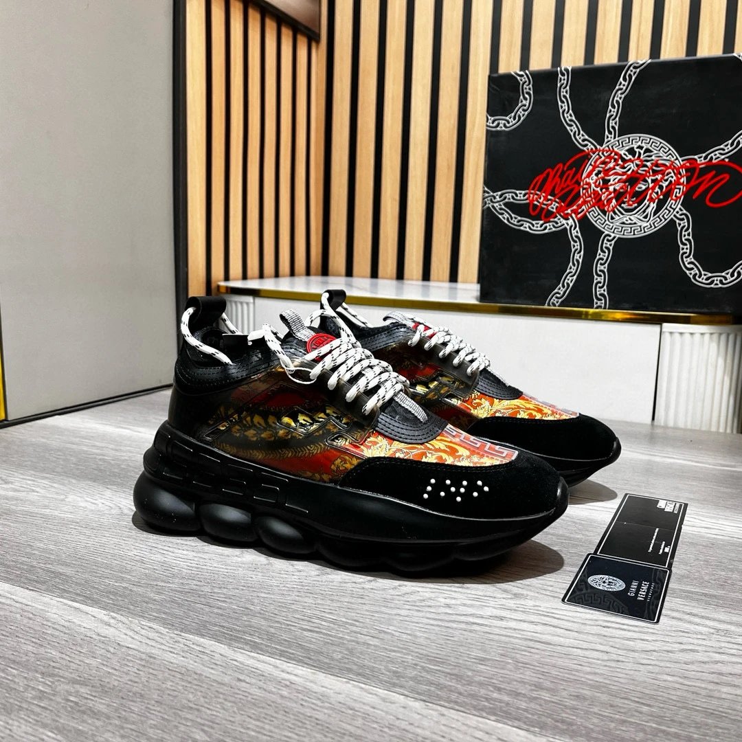 Baroque Leather Chain Sneakers Black Gold - Gallery Image 4 - Detailed View